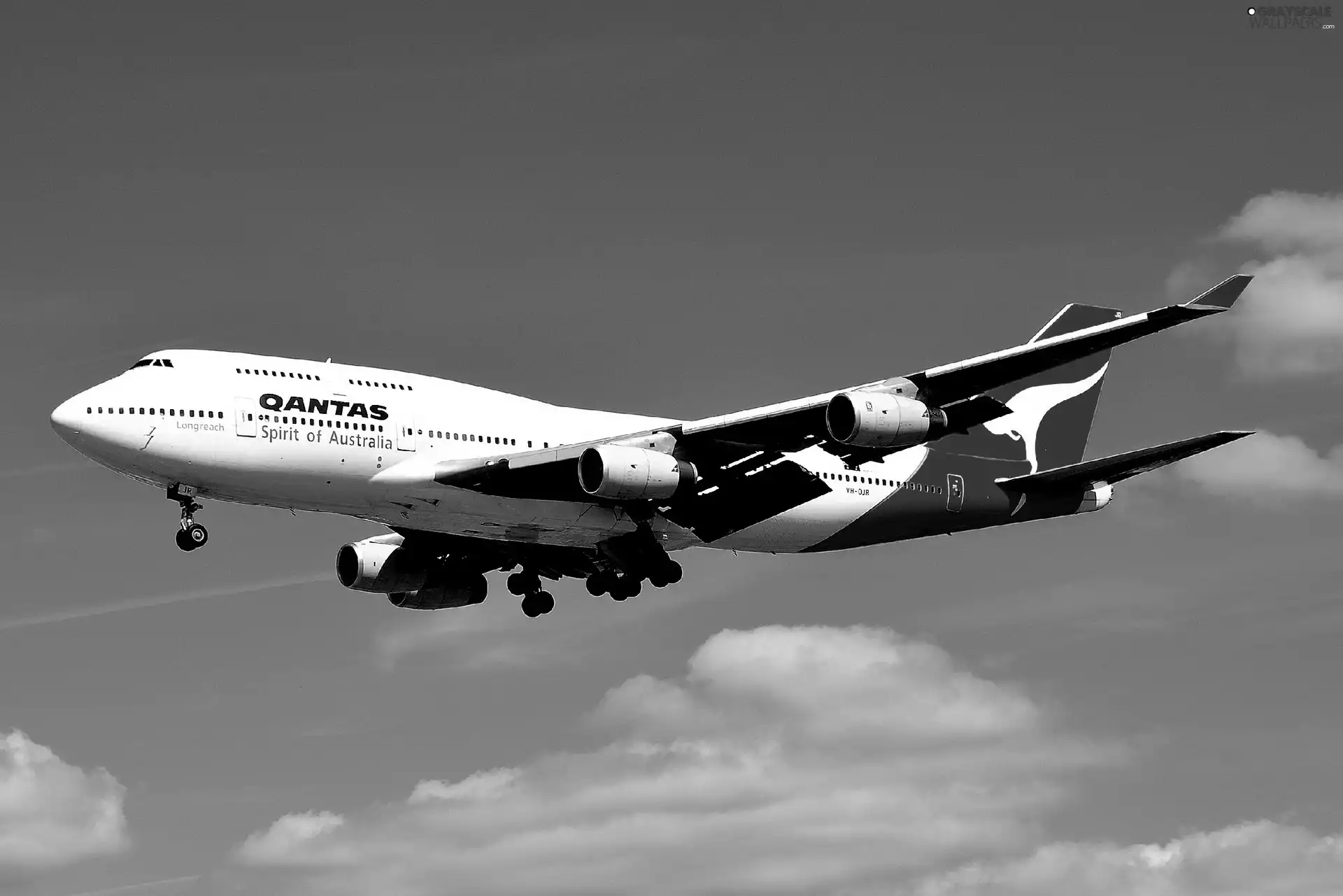 Boeing 747, Sky