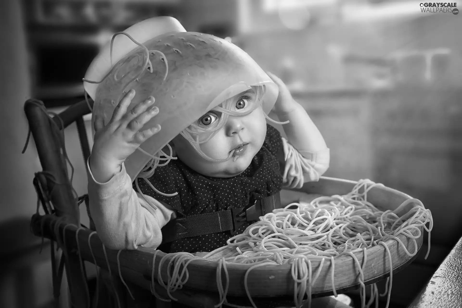 Eyes, Kid, bowl, macaroni, table, Blue