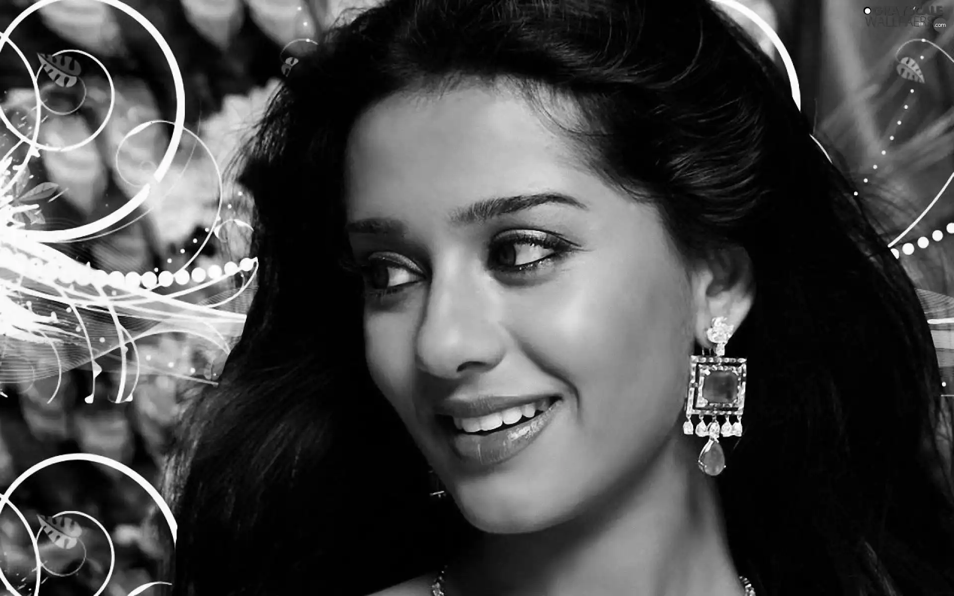 Smile, Amrita Rao, brunette