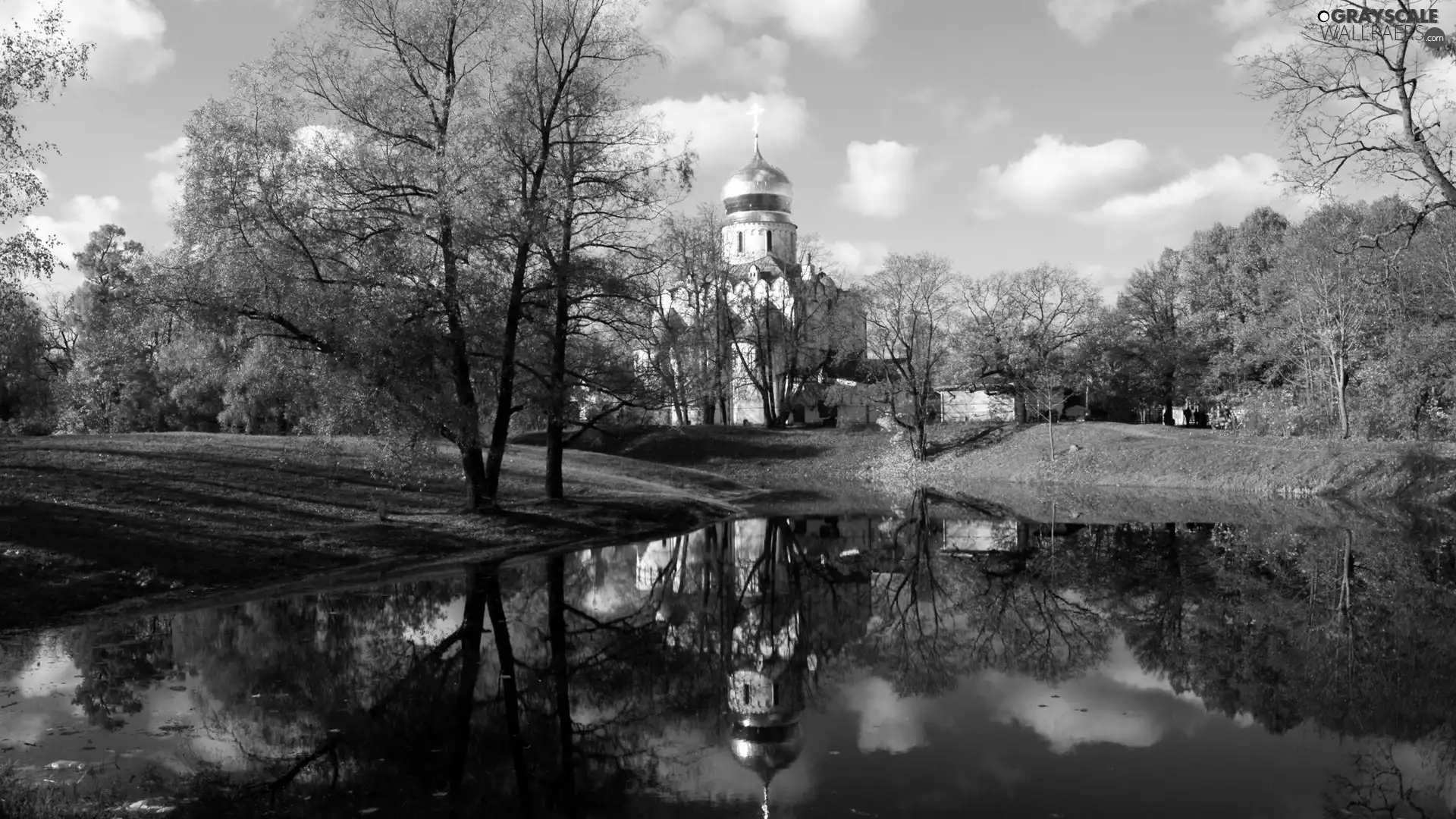 Cerkiew, Park, River