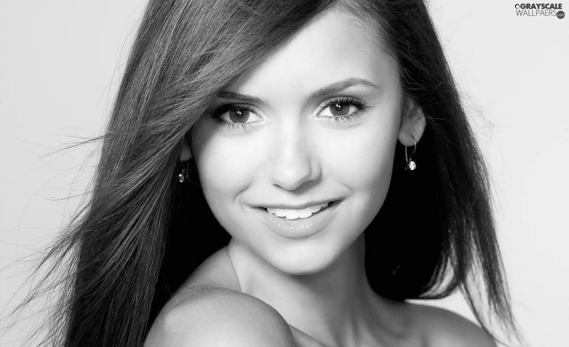 actress, Nina Dobrev