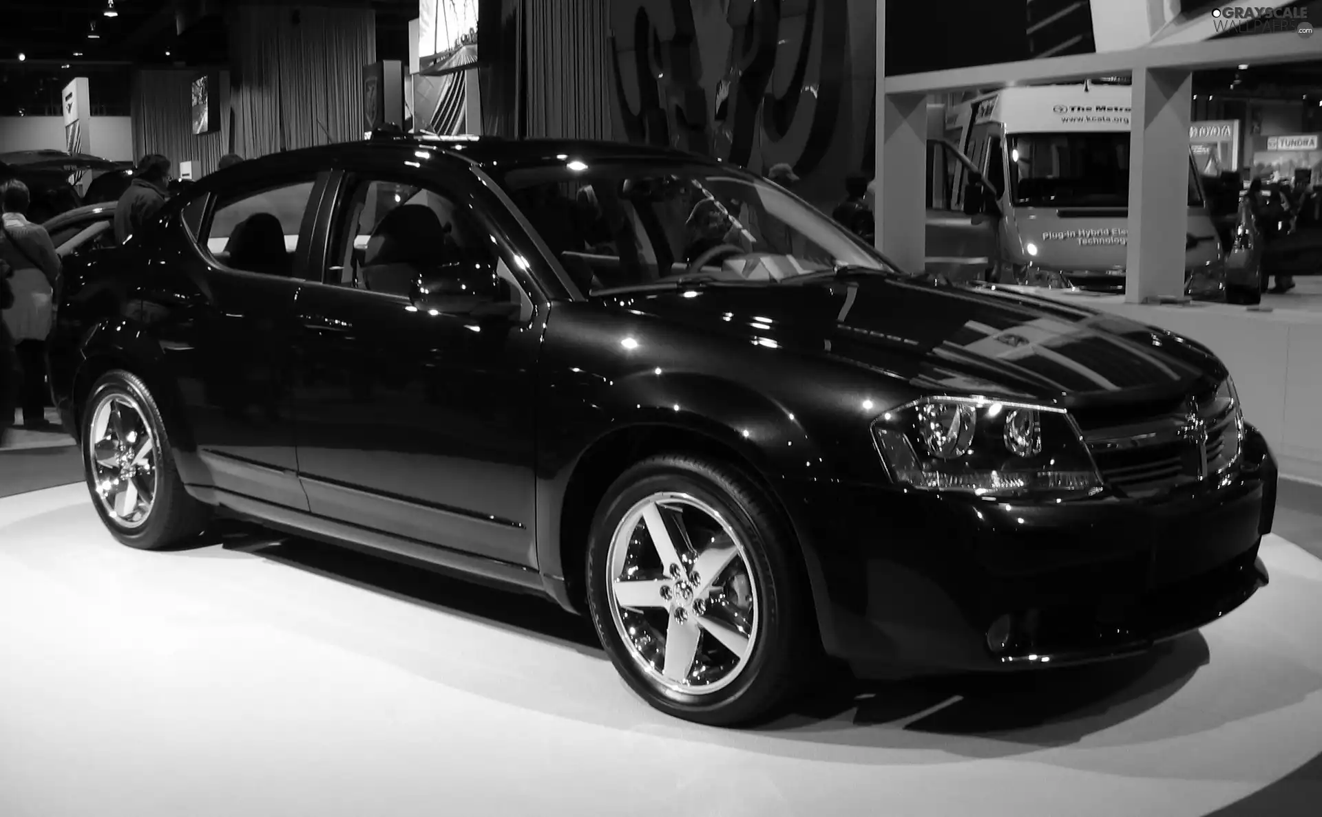 exhibition, debut, Dodge Avenger