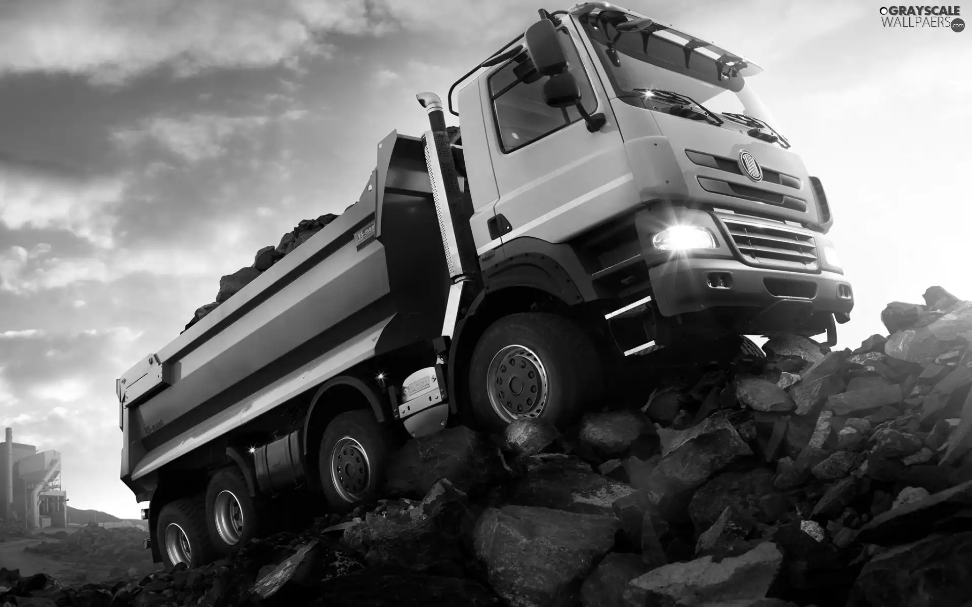 dump truck, rocks