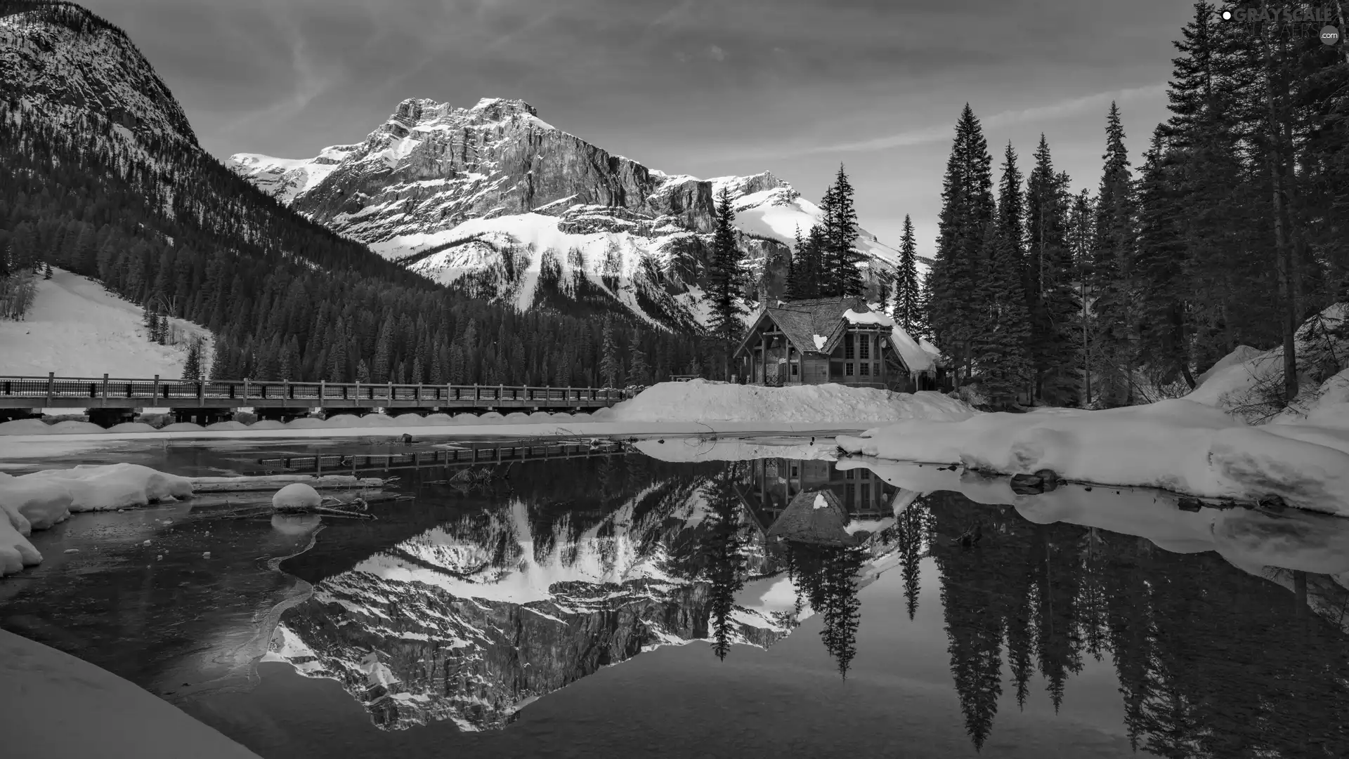 Emerald Lake, Yoho National Park, viewes, Mountains, Canada, trees, house