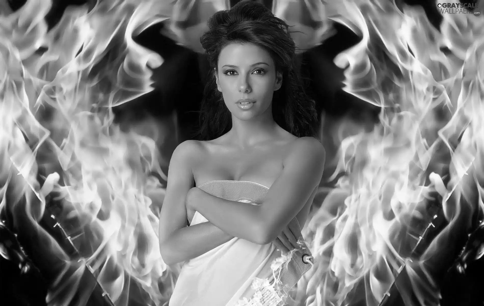 Eva Longoria, Flames