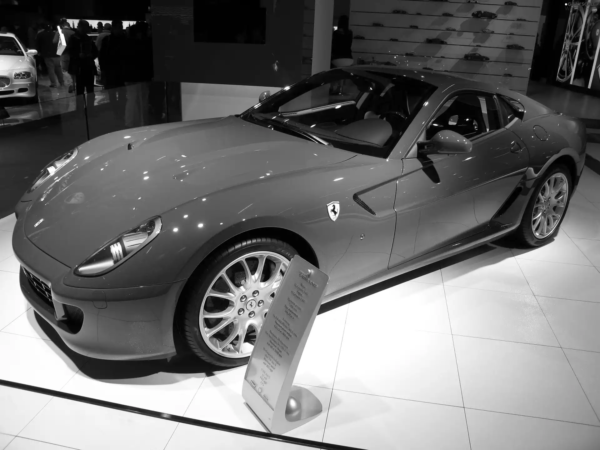 specification, debut, Ferrari 599