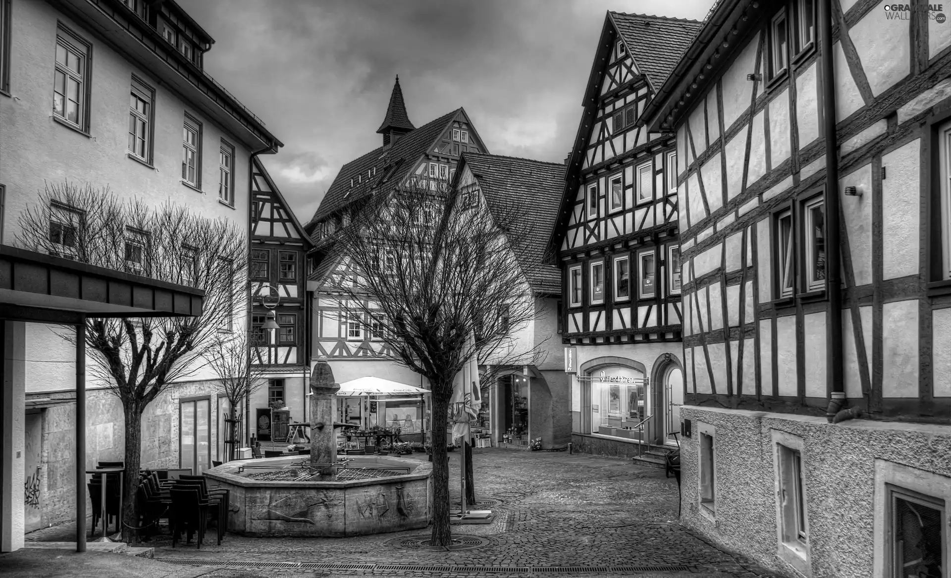 Houses, fountain