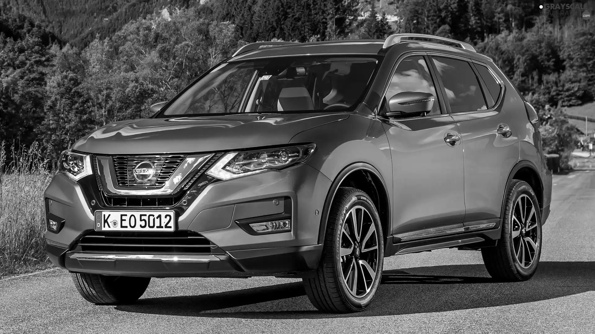 Nissan X-Trail, Front