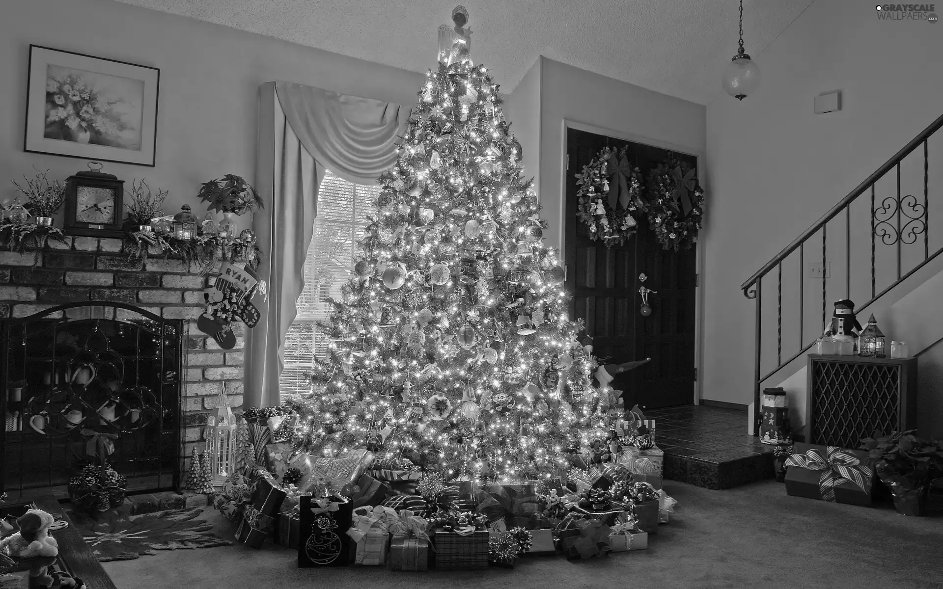 burner chimney, christmas tree, gifts