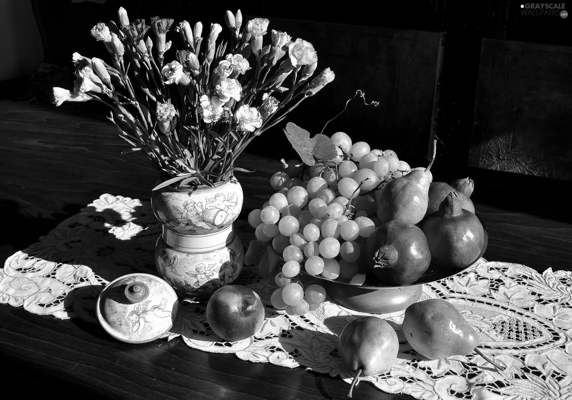 Grapes, grenades, bowl, Fruits, cloves