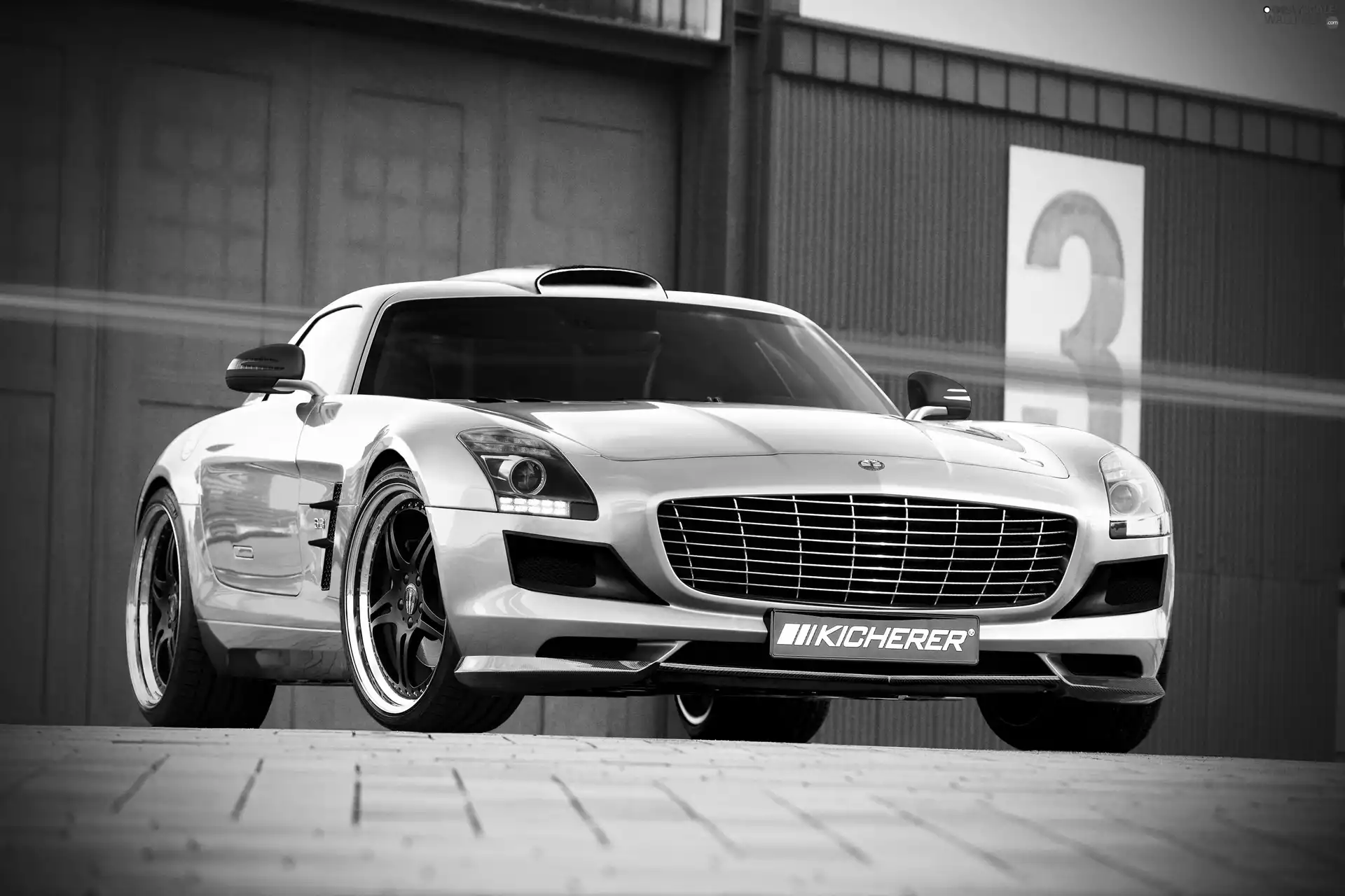 Kicherer, Mercedes SLS, Grill