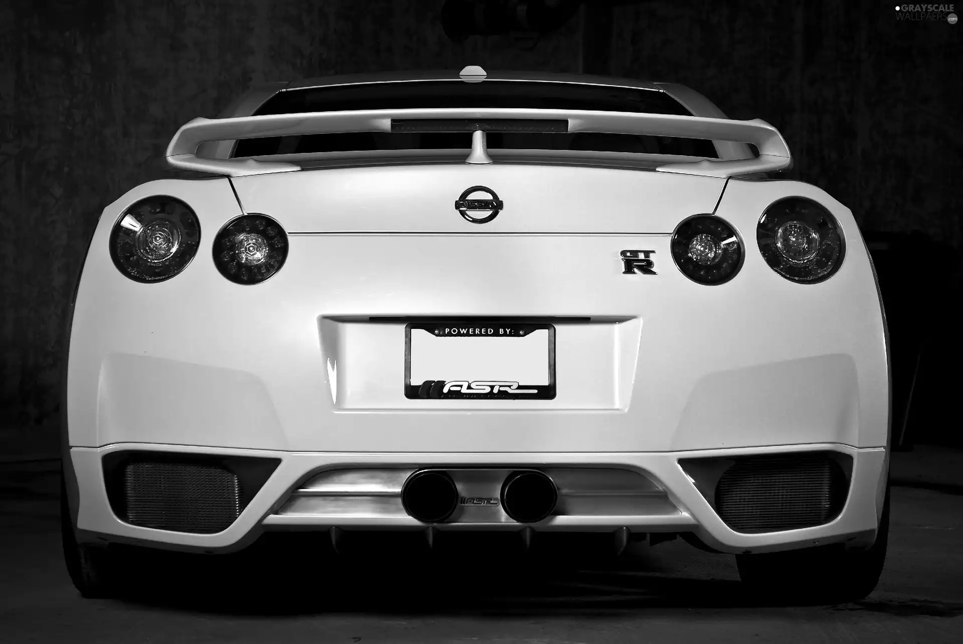 Nissan GT-R