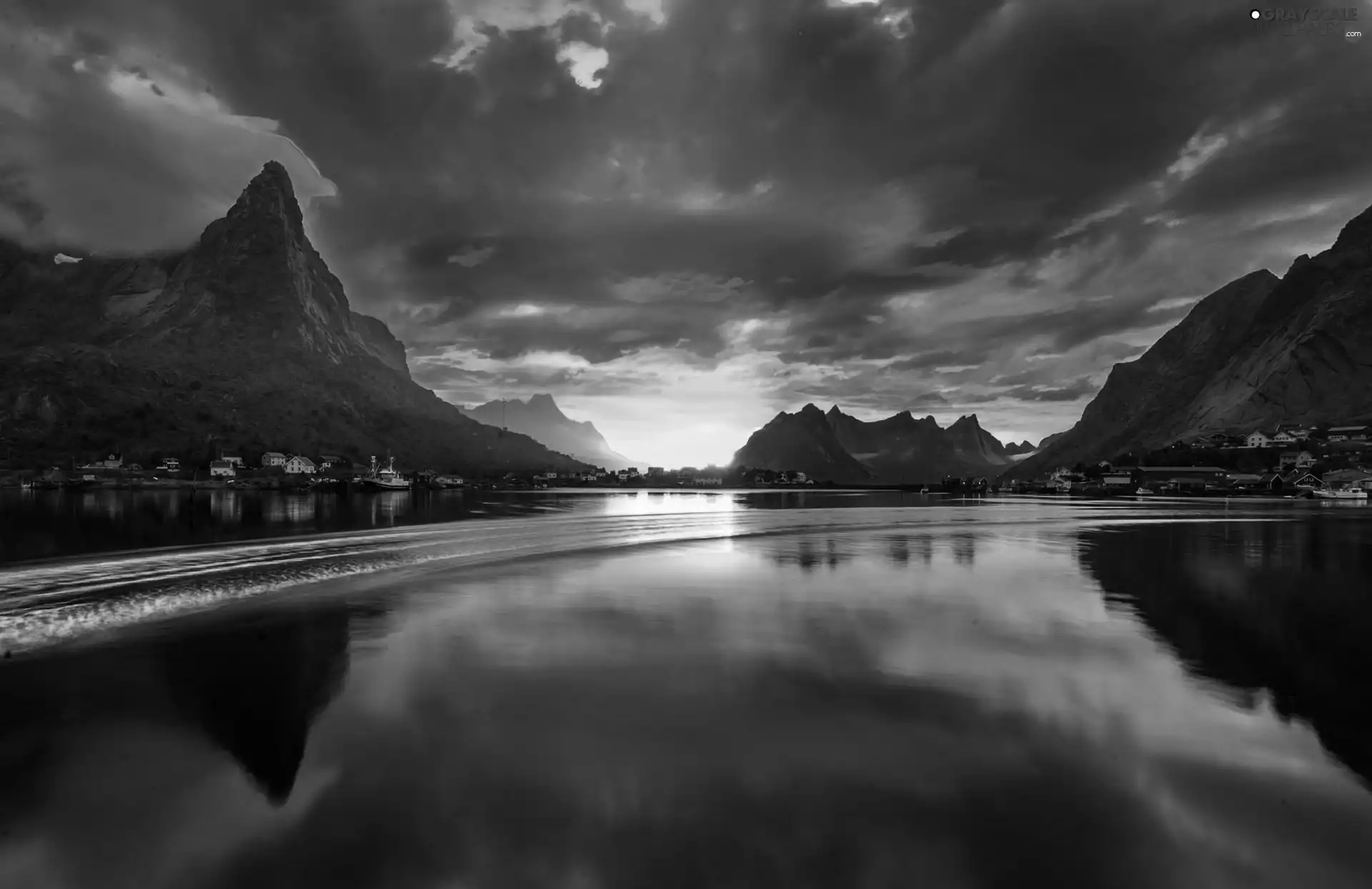 Gulf, buildings, sun, Mountains, west