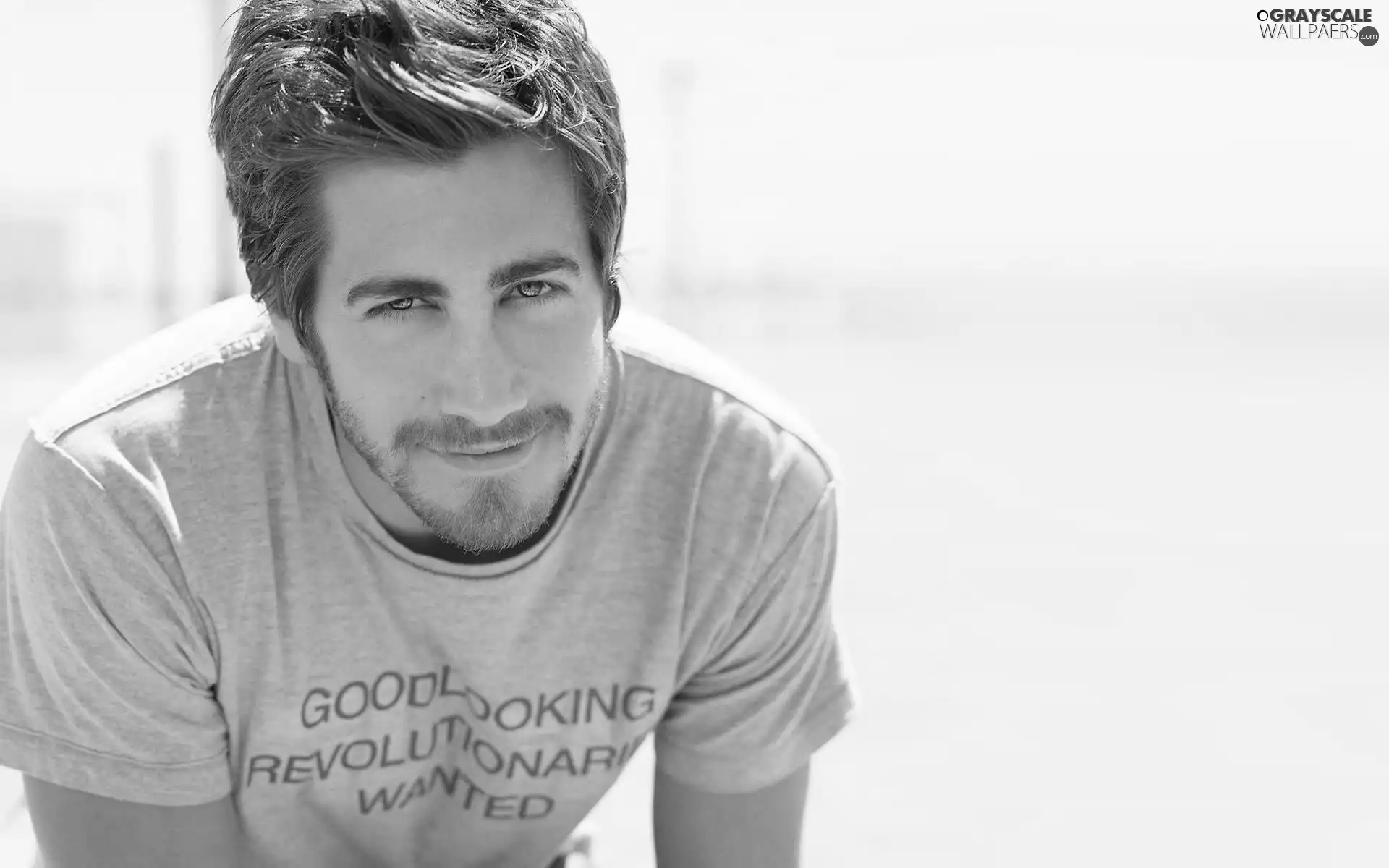 smiling, Jake Gyllenhaal