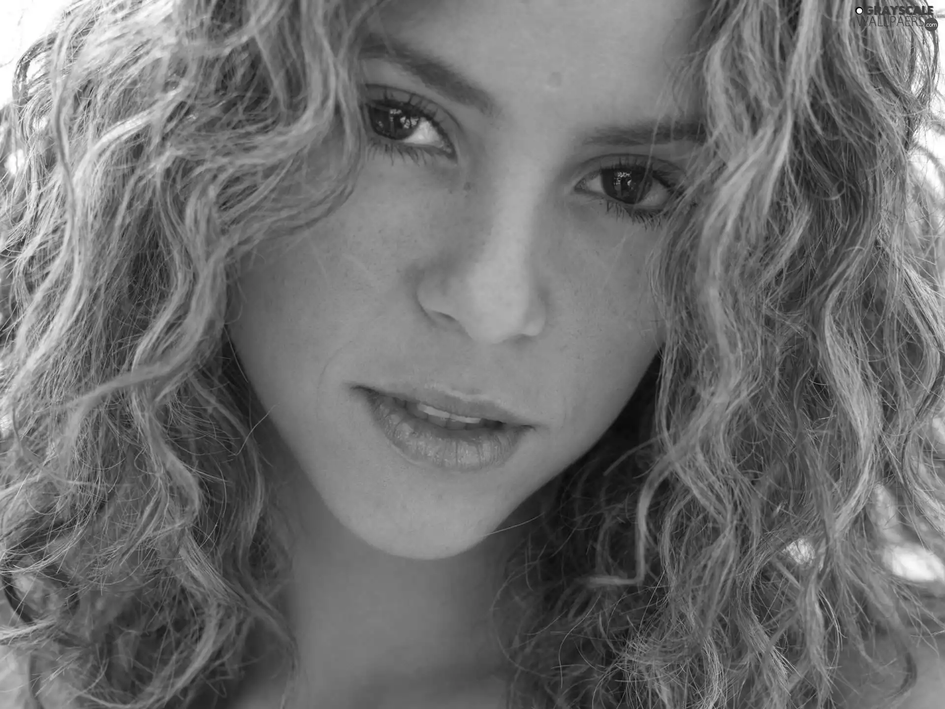 Shakira, spiral, Hair, face