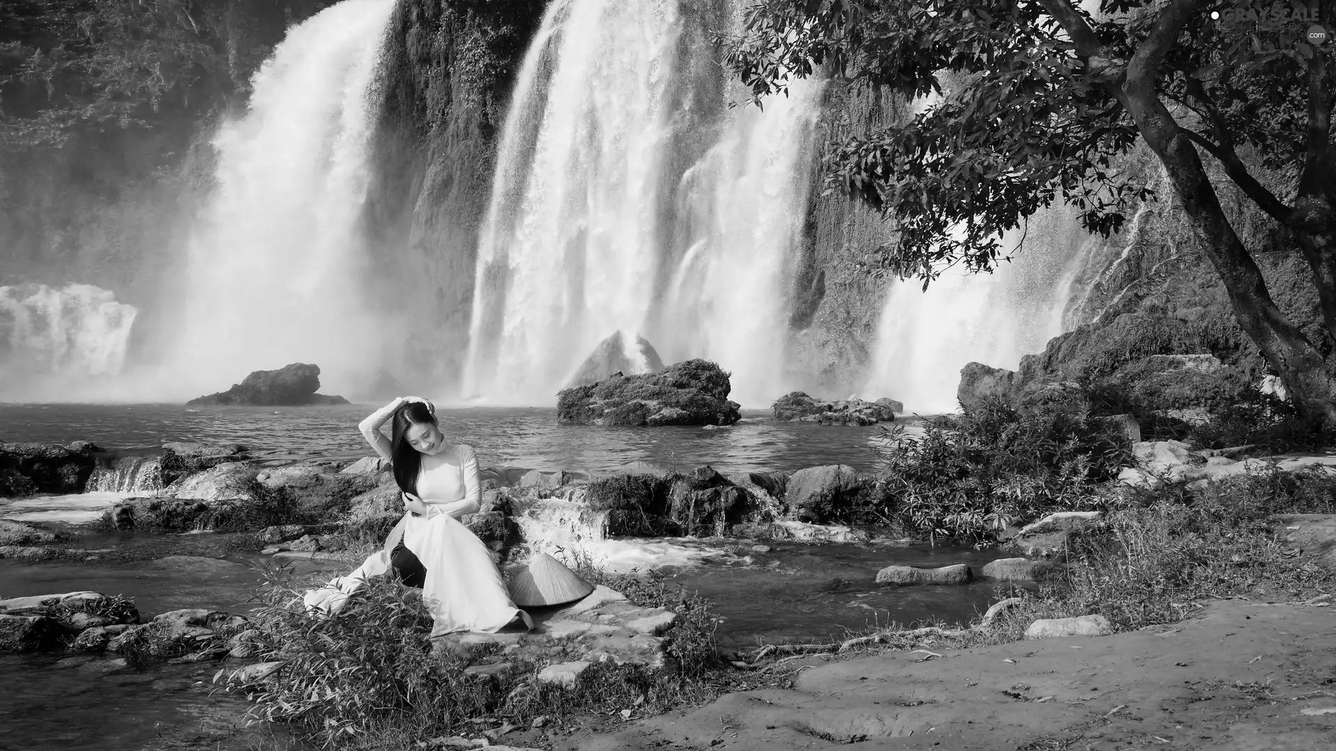 Stones, waterfall, Yellow Honda, dress, Asian