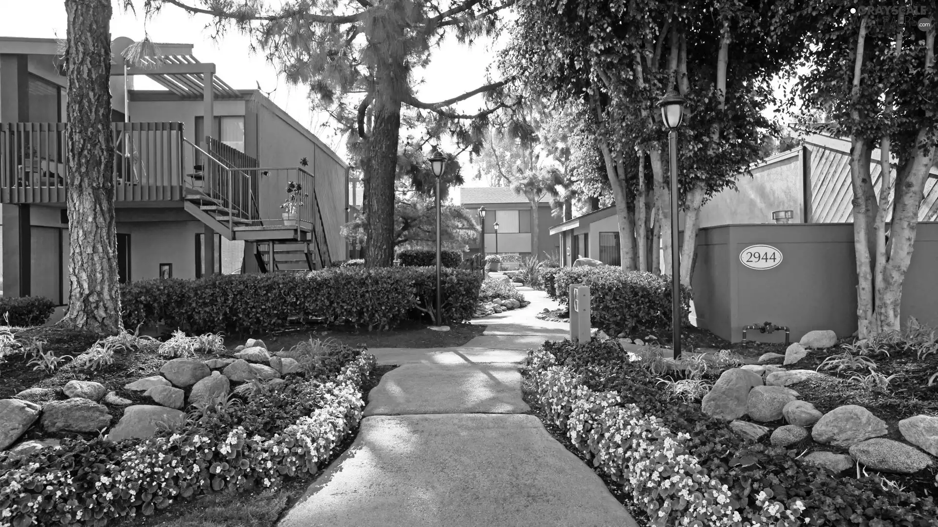 Hotel hall, Garden