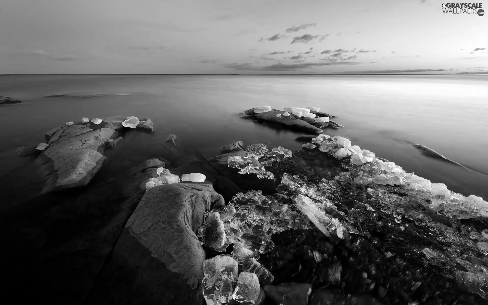 Icecream, sea, Stones