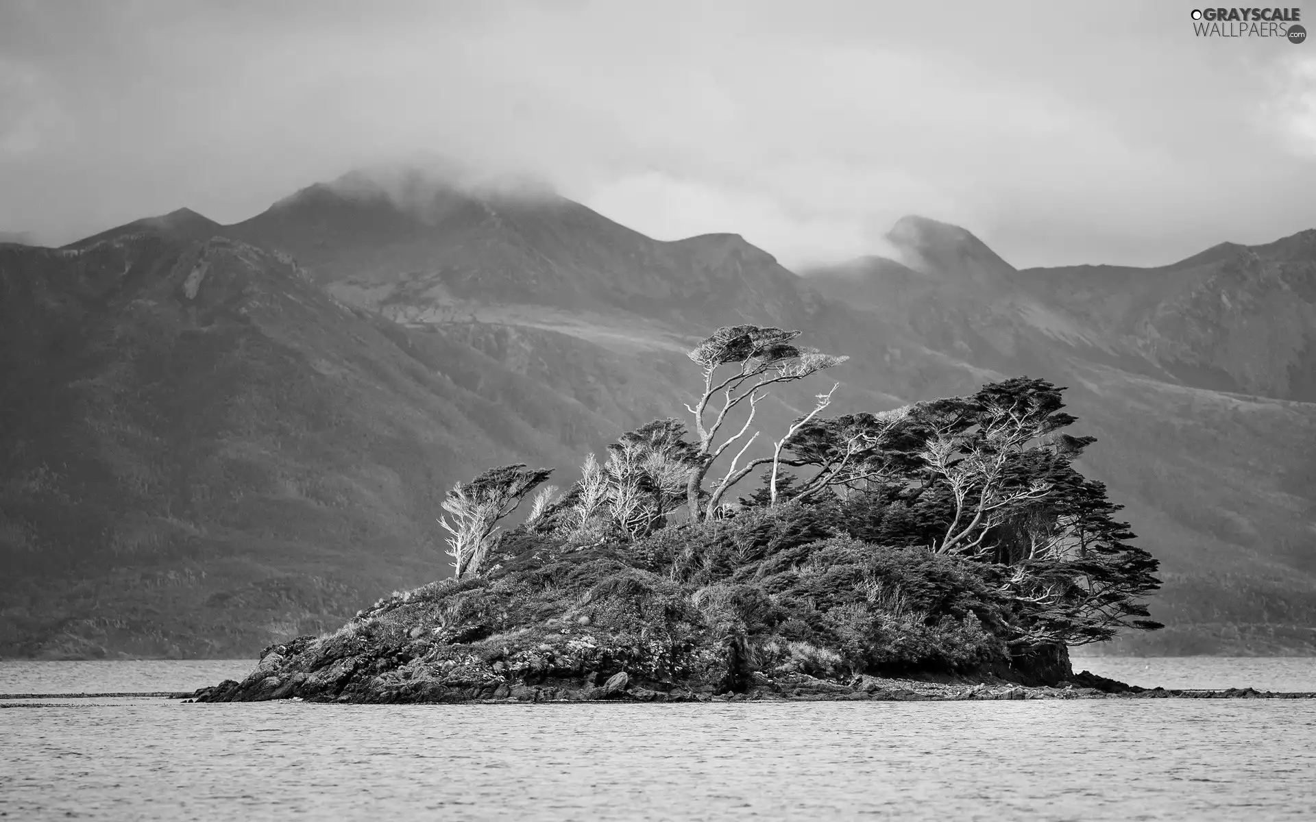 Island, lake, Mountains