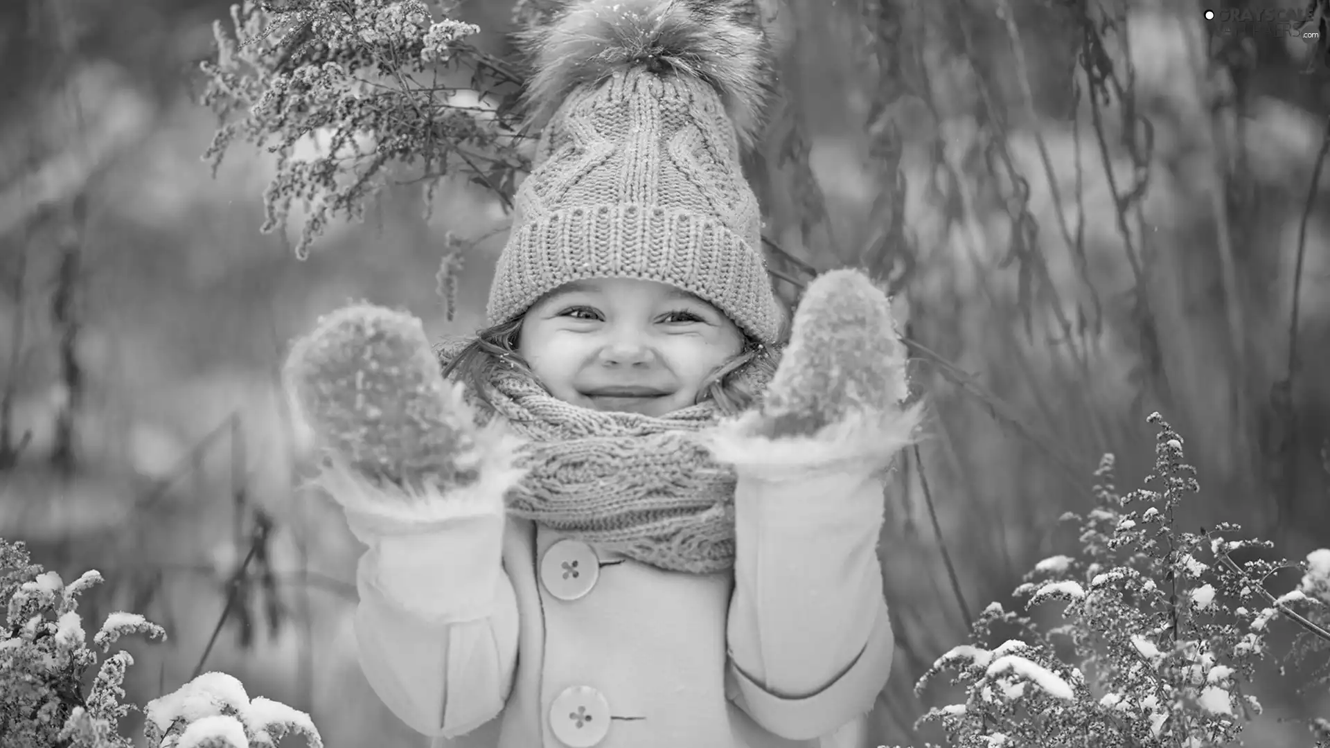 Hat, Pompon, Plants, Gloves, Scarf, girl, Kid, Jacked