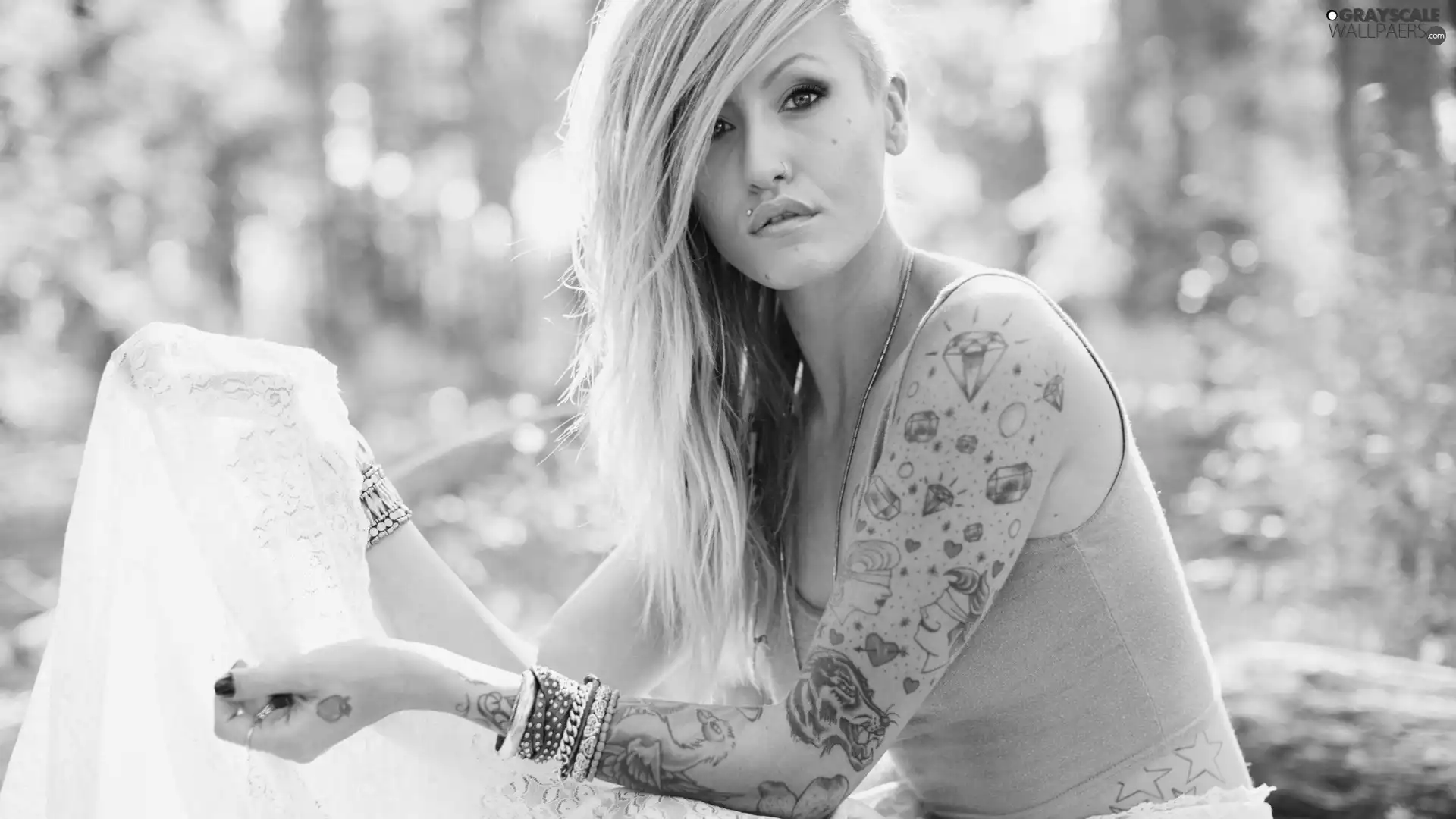 Women, tattoos, jewellery, Blonde