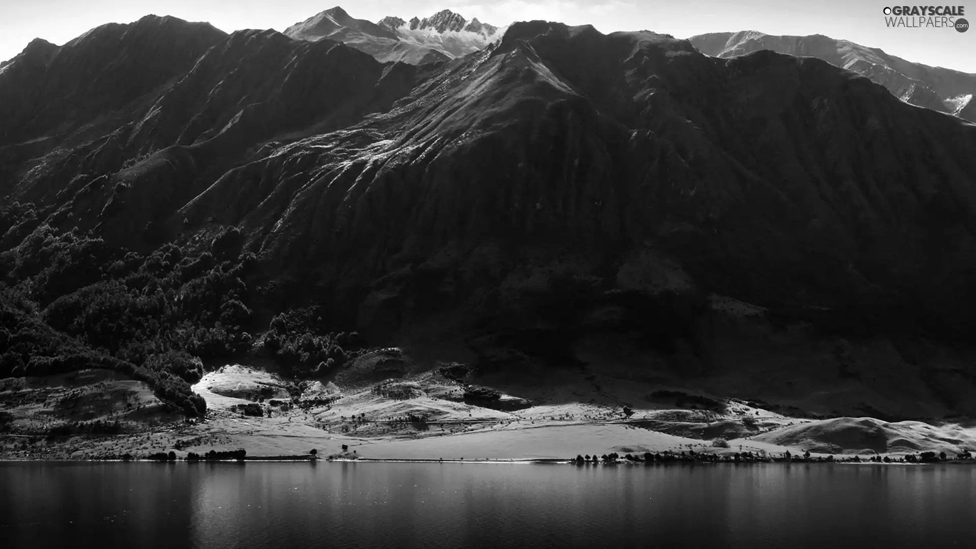car in the meadow, Mountains, lake