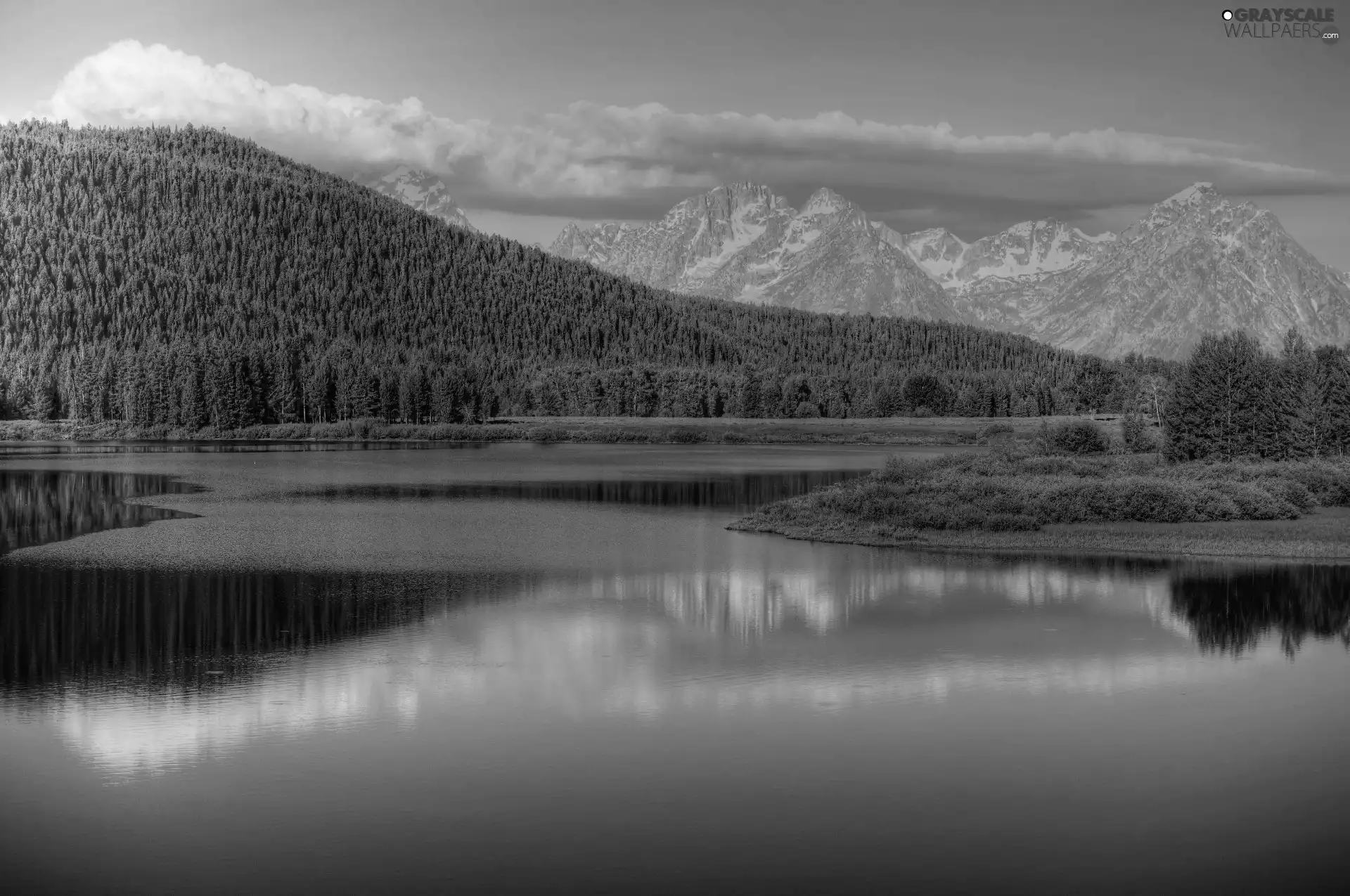 Mountains, clouds, lake, woods