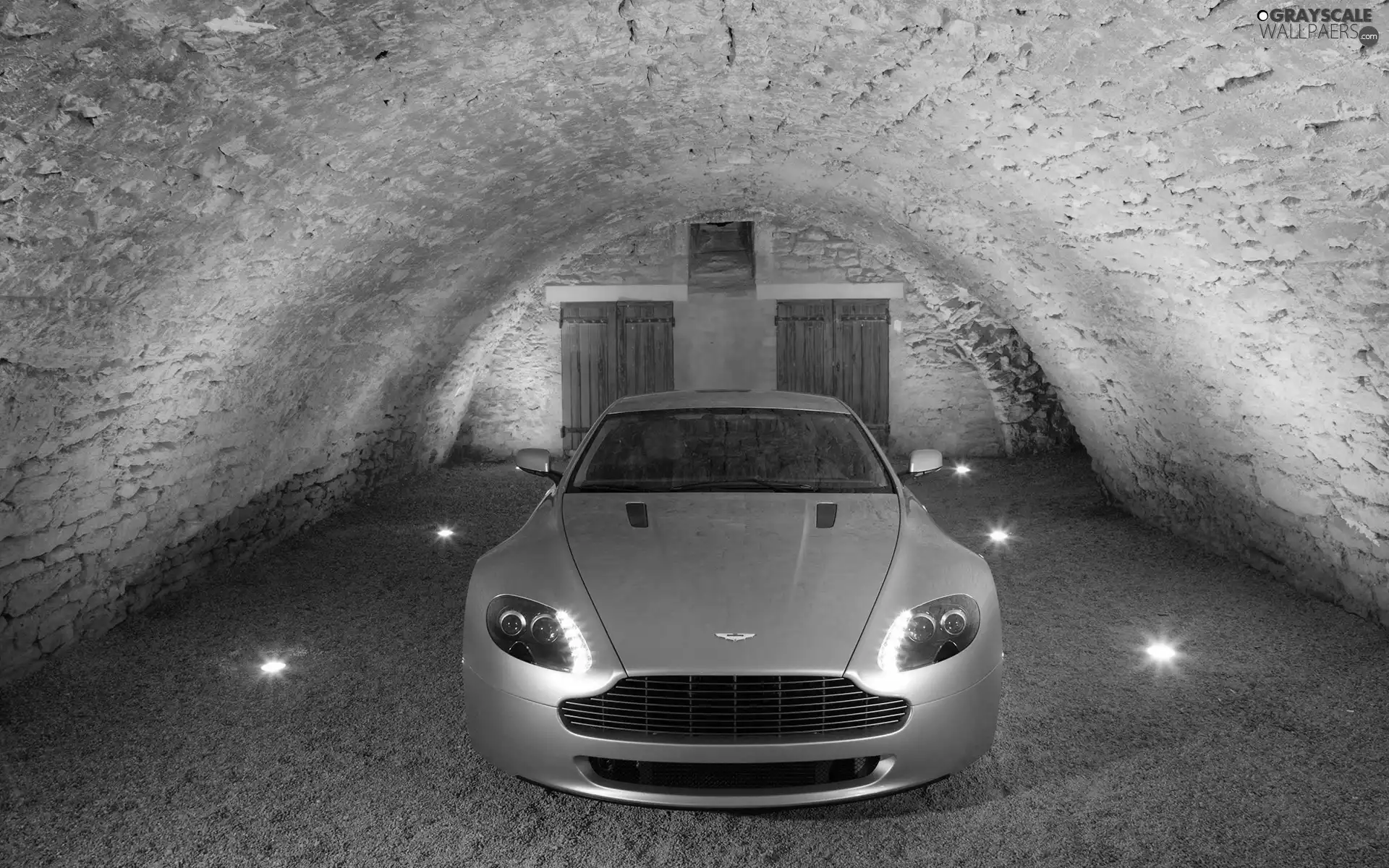 lighting, Aston Martin V8 Vantage S, garage