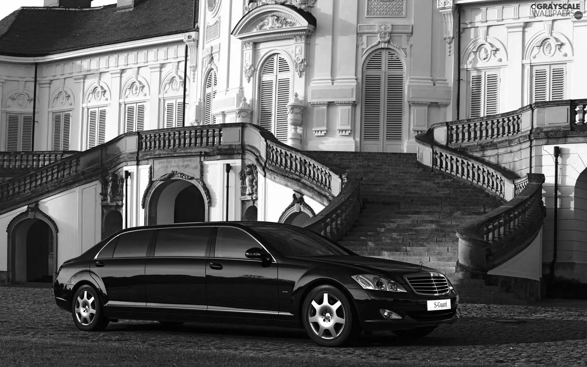 black, Limousine