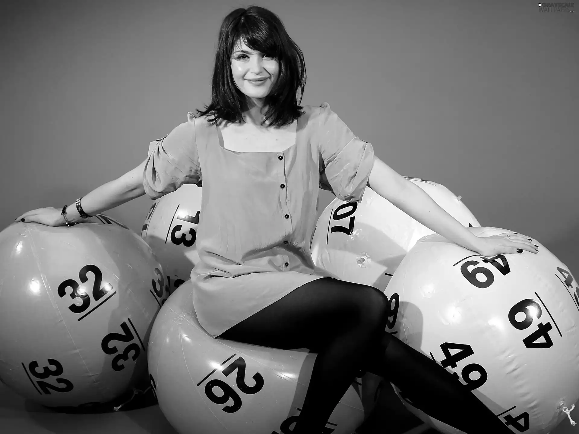 smiling, Balls, Lotto, Gemma Arterton