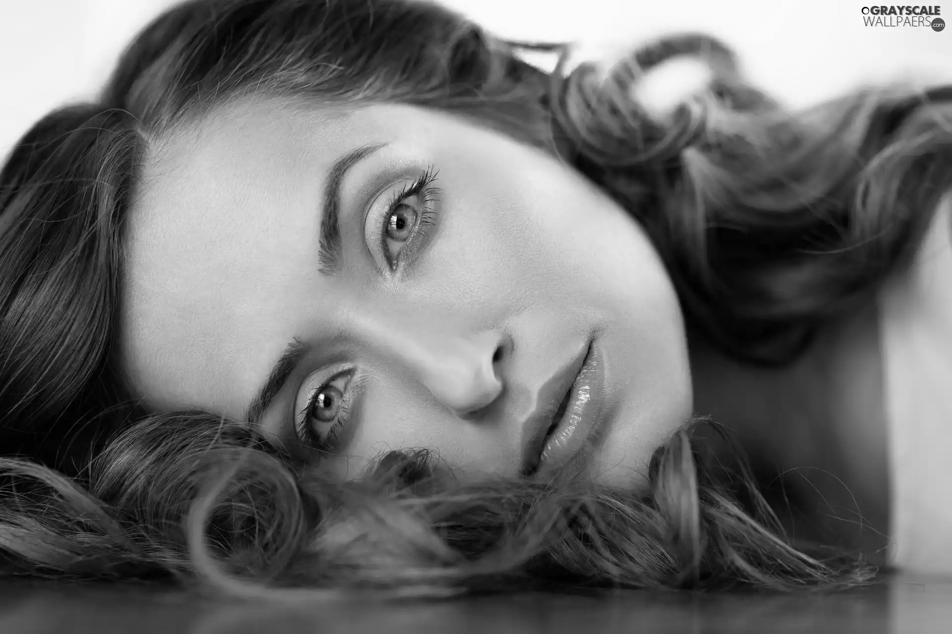 The look, Women, make-up
