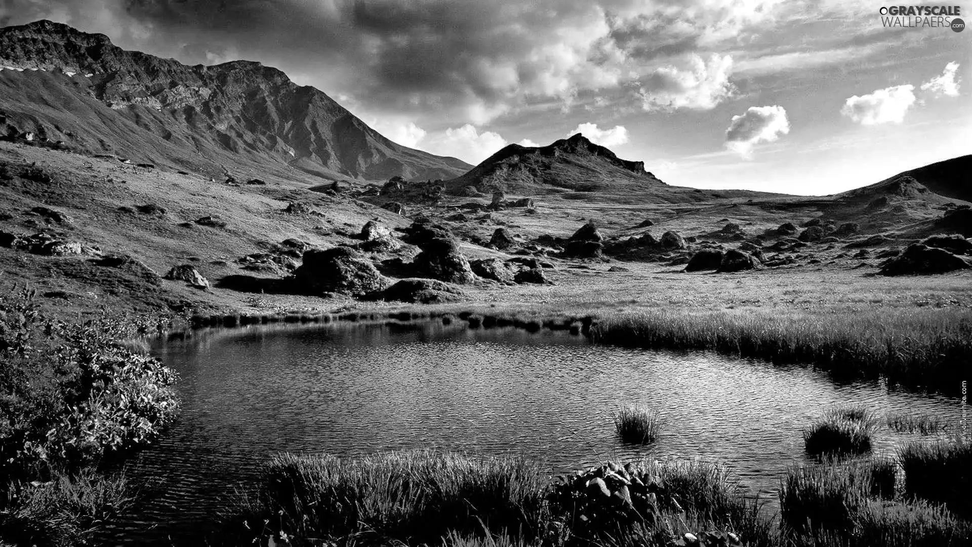 medows, Mountains, clouds, water, Sky