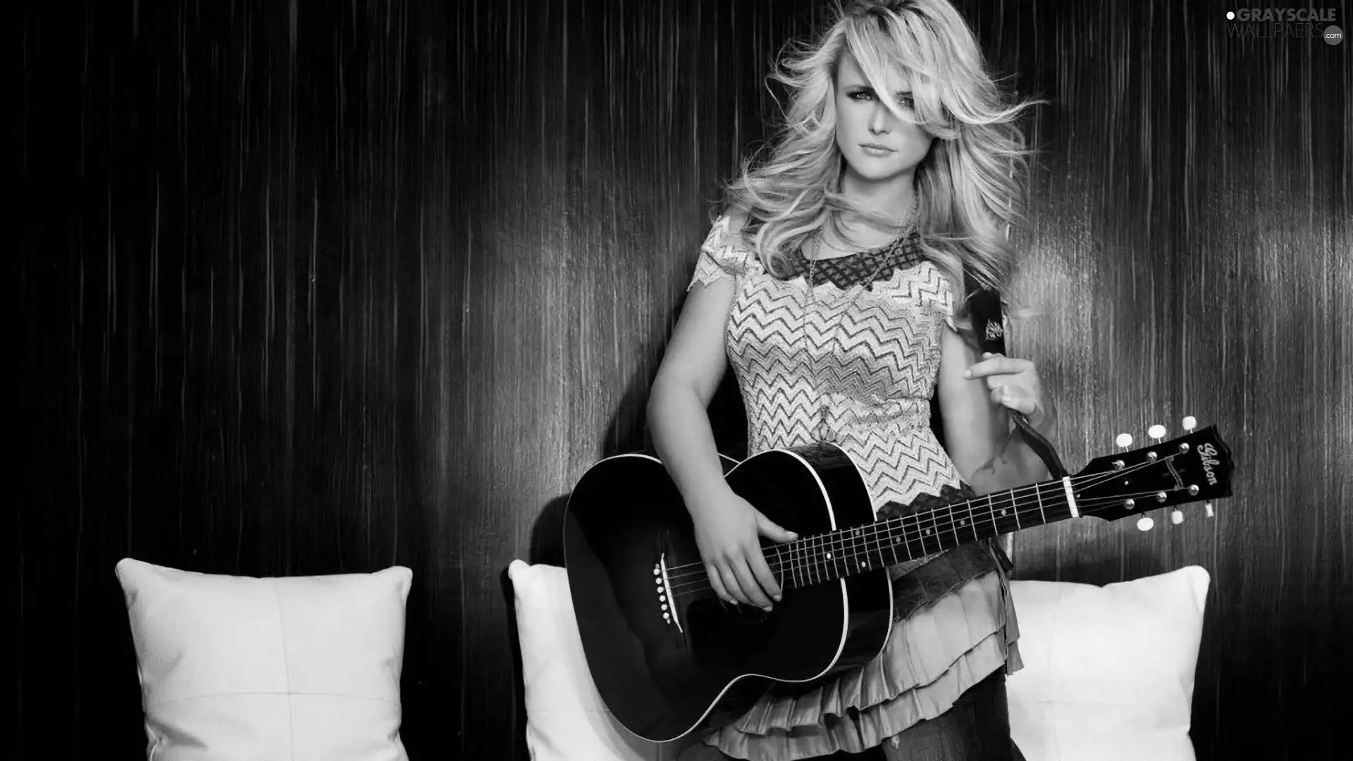 Miranda Lambert, Guitar