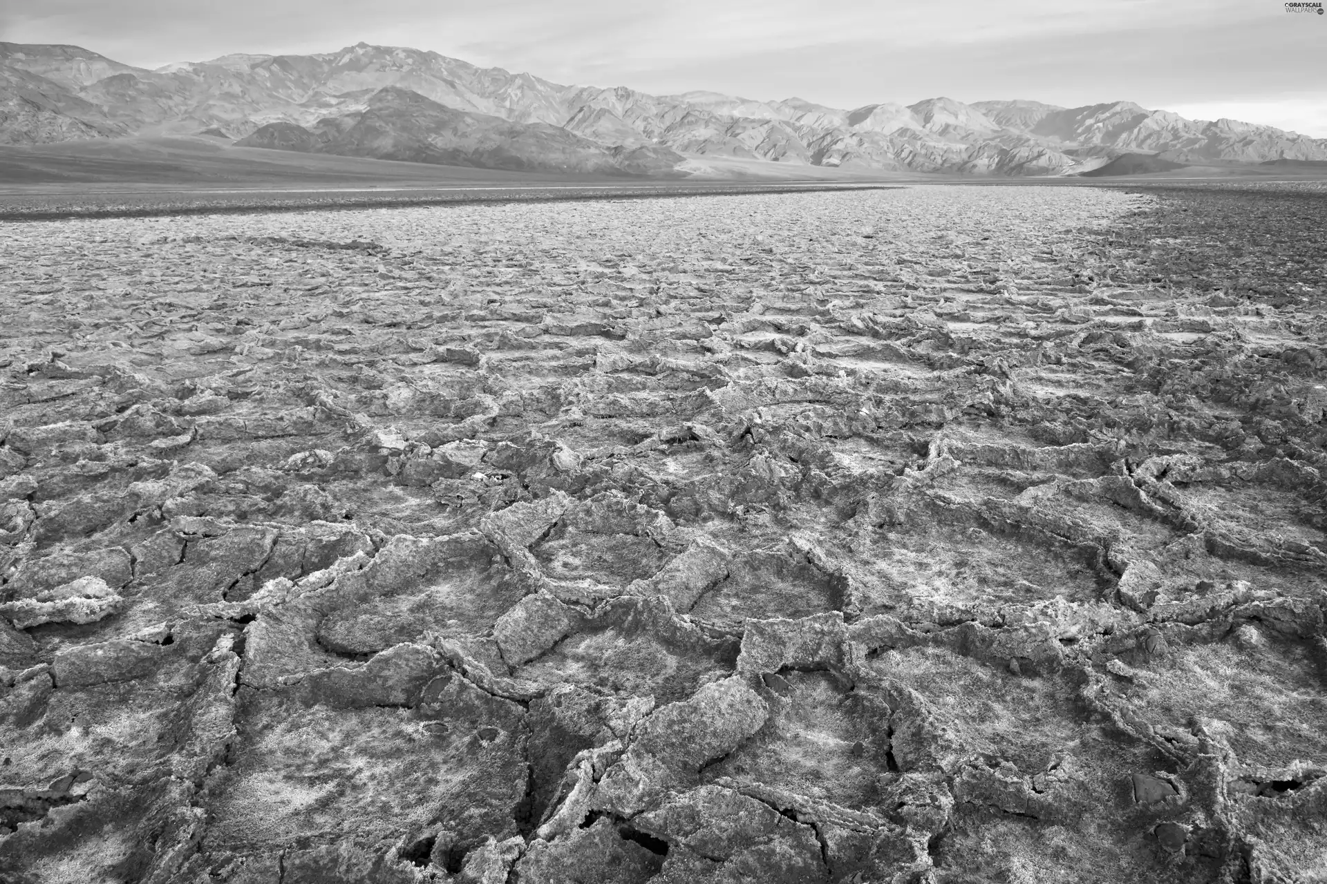 Desert, Mountains