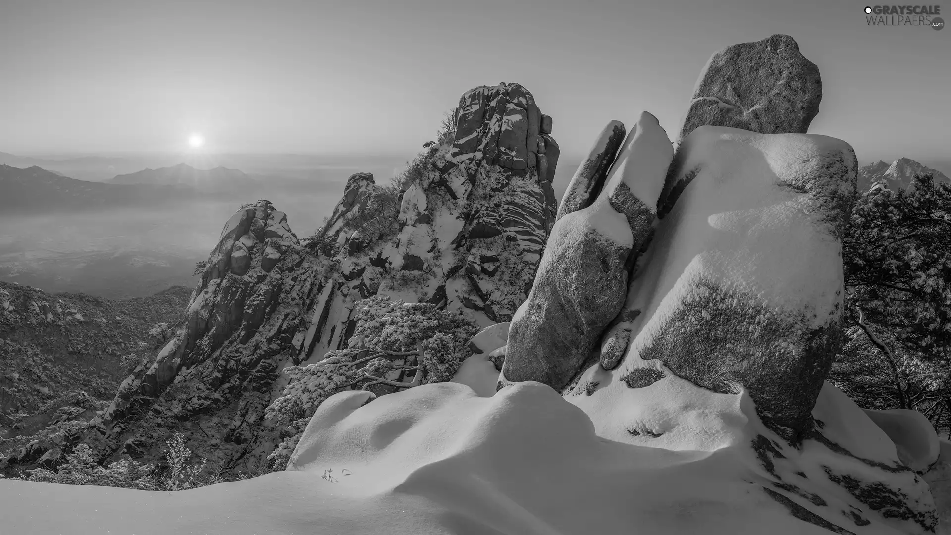 rocks, rays of the Sun, winter, snow, Mountains