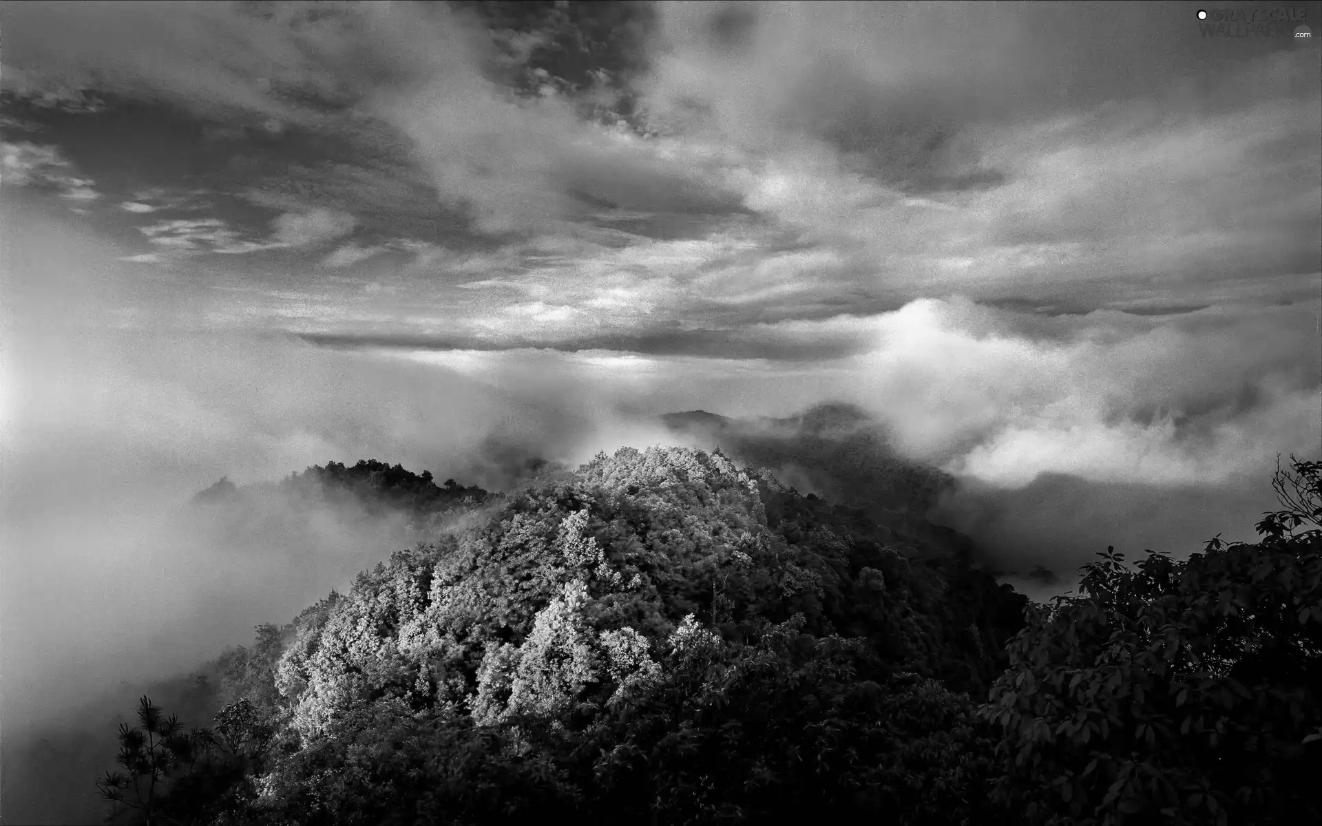 Mountains, clouds, peaks