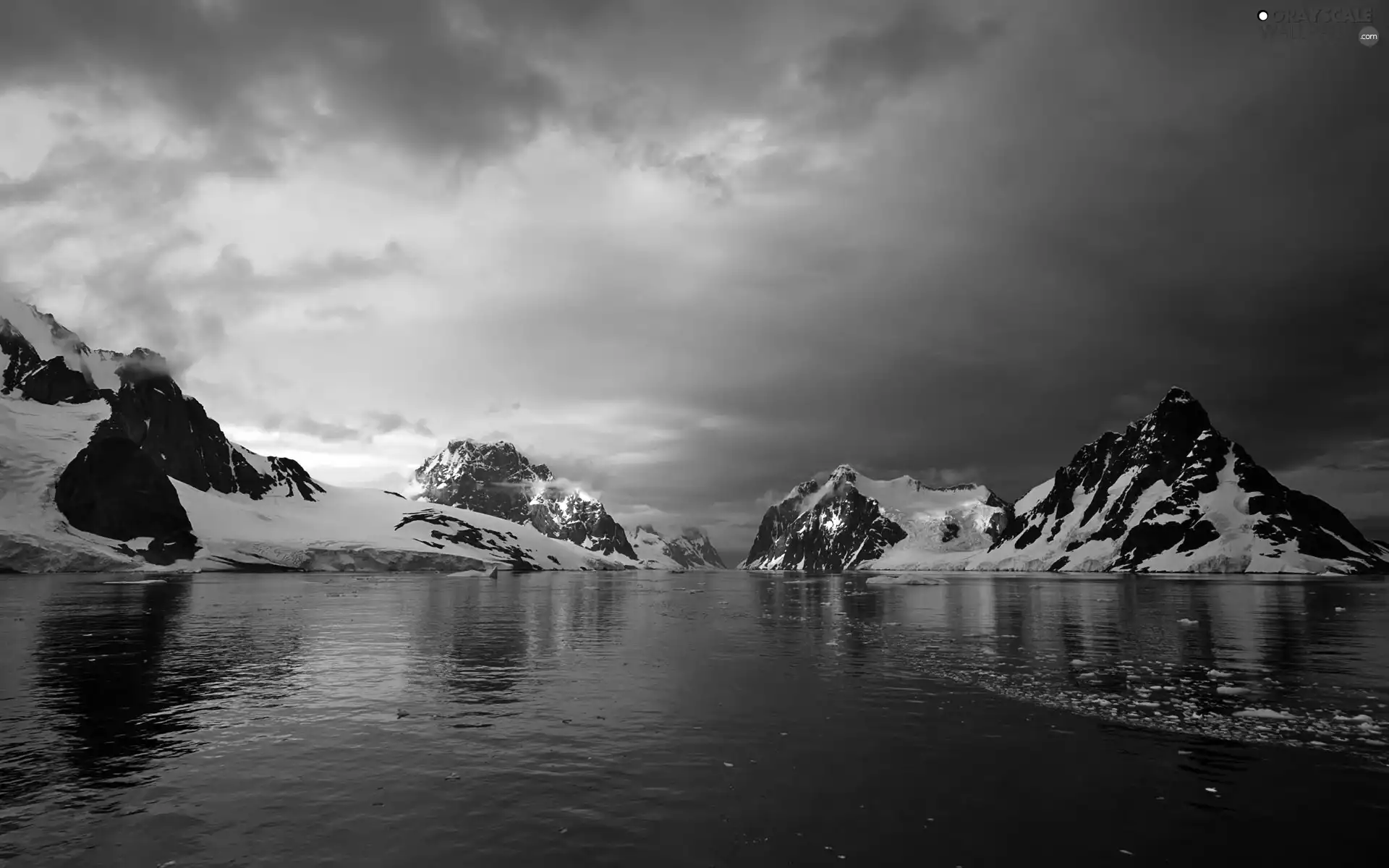 sea, Mountains