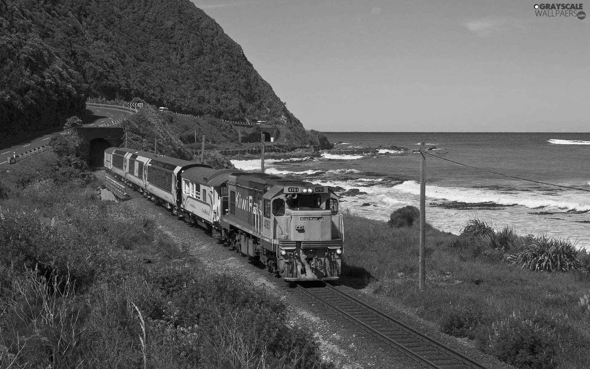 Mountains, Train, sea