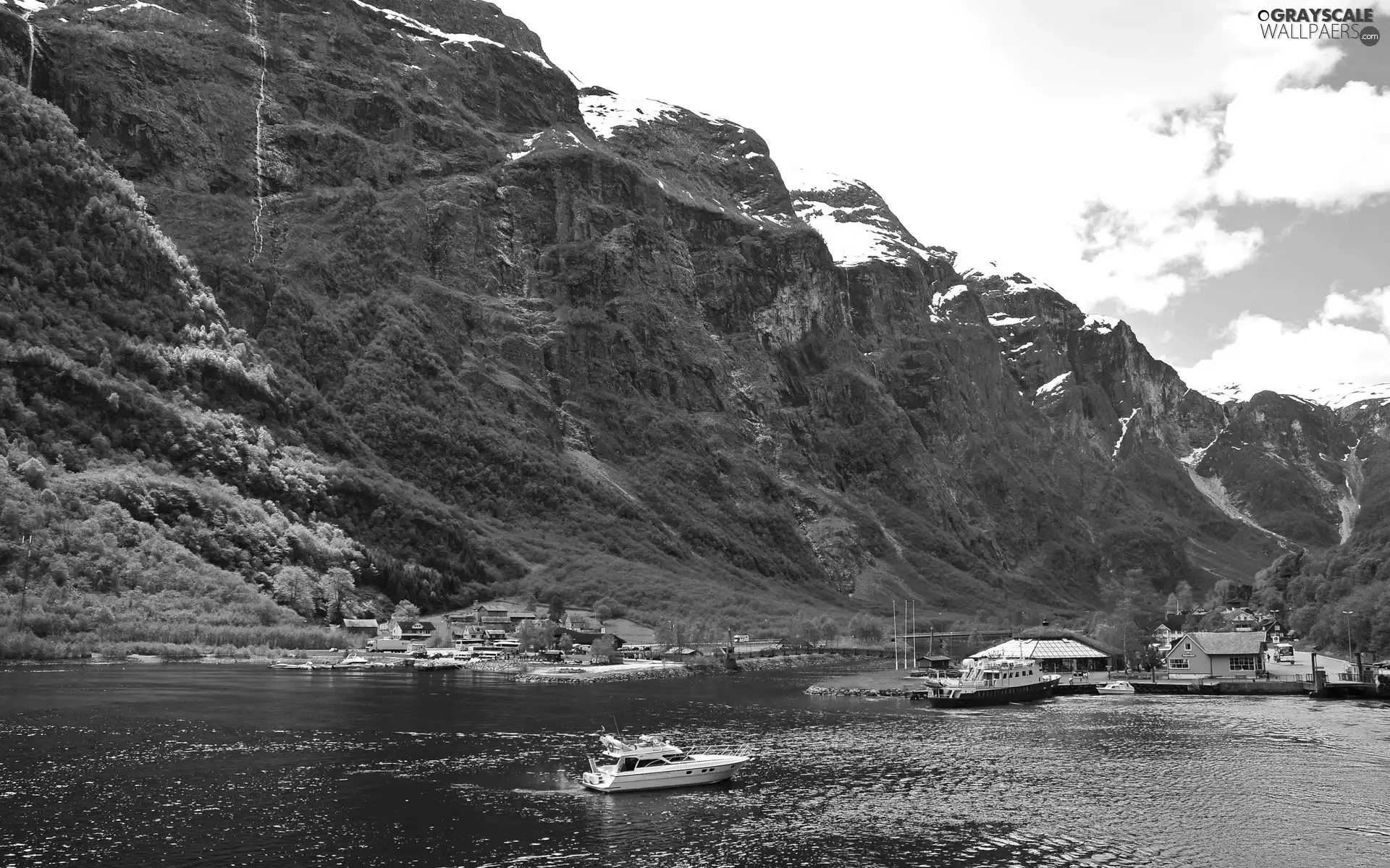 Mountains, River, Yachts