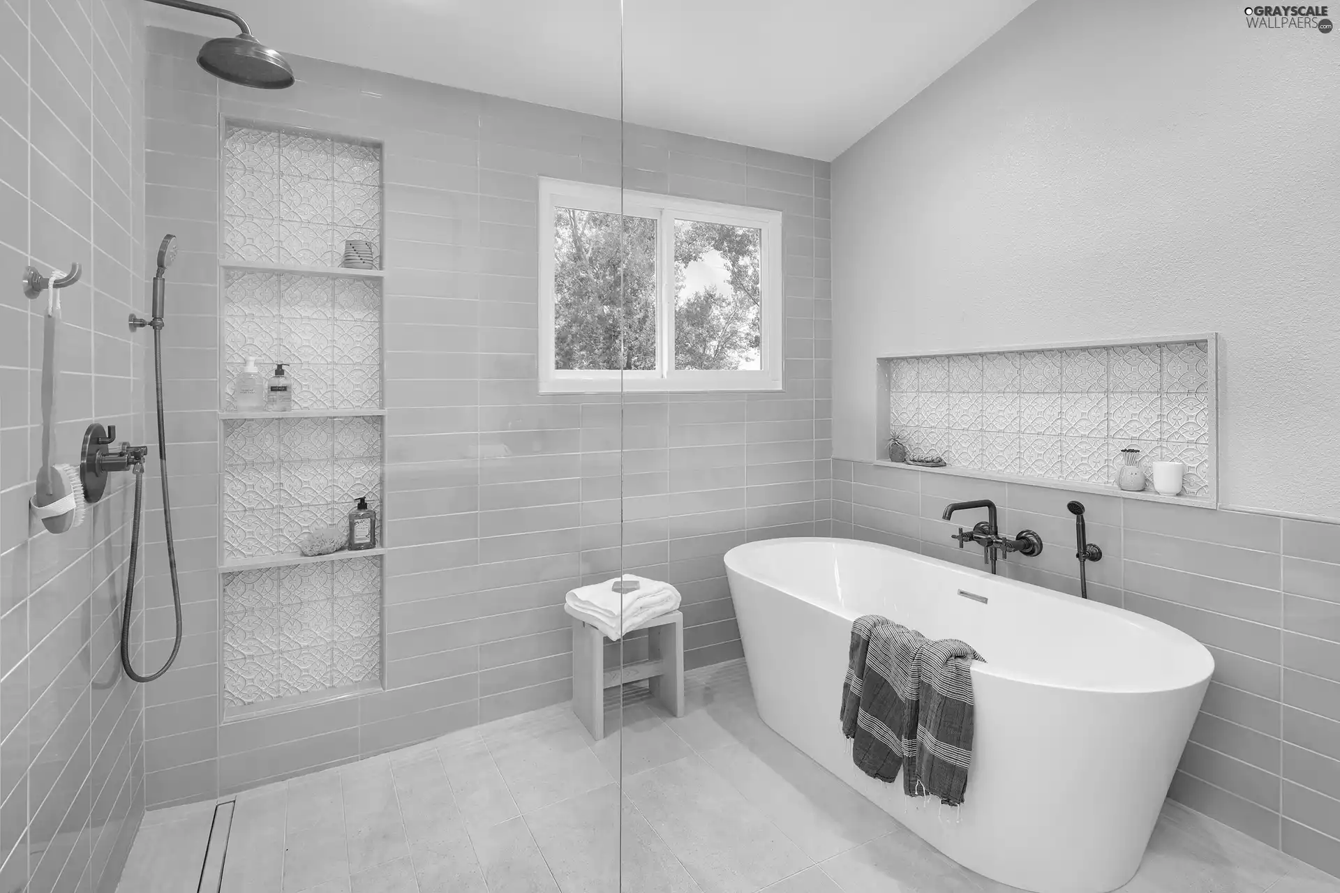Bathroom, Bath, Shower, Oval
