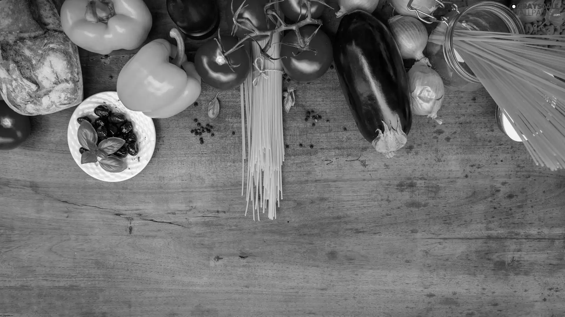 Aubergine, tomatoes, bread, pepper, vegetables, onion, macaroni