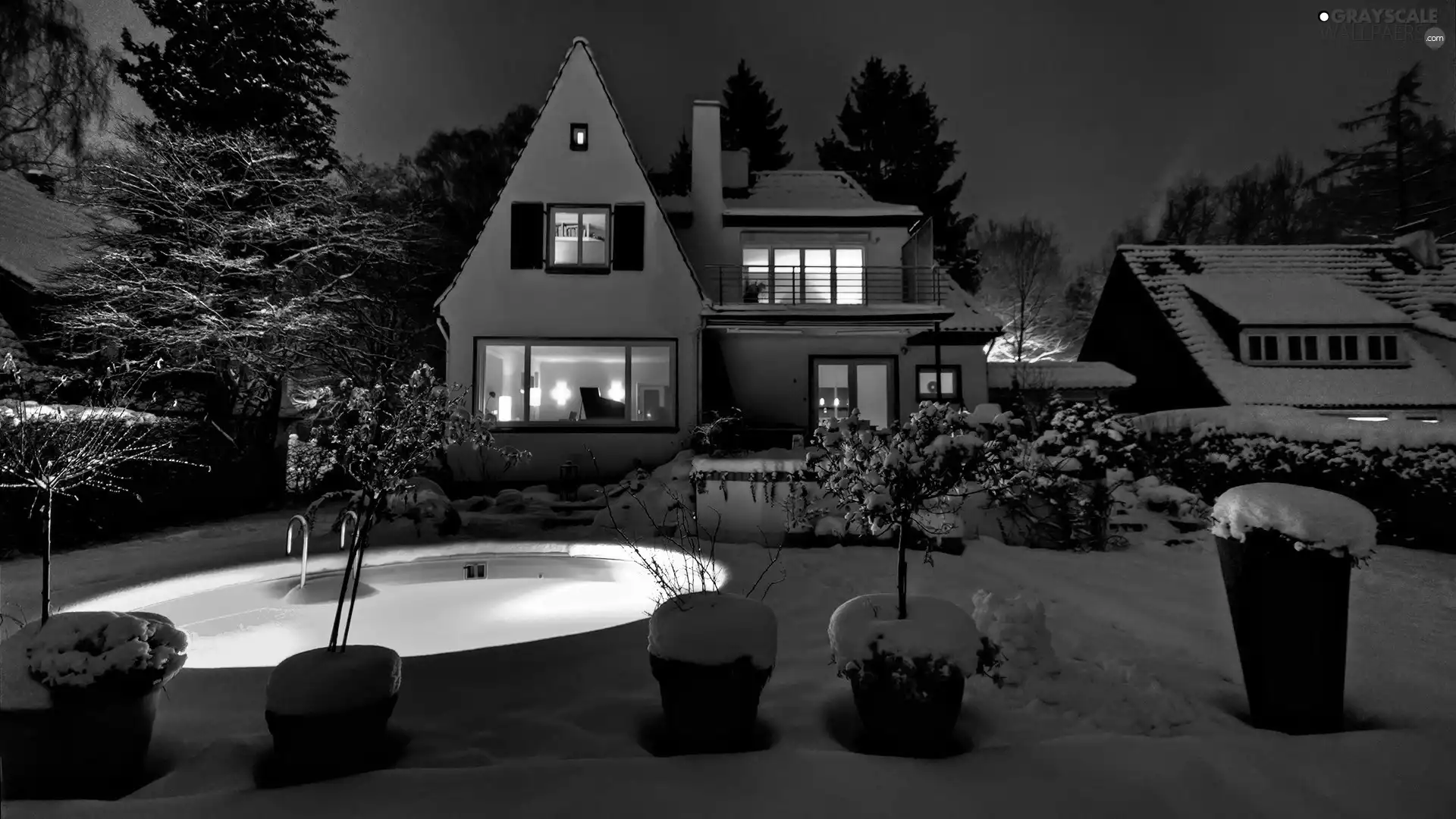 Pool, house, winter