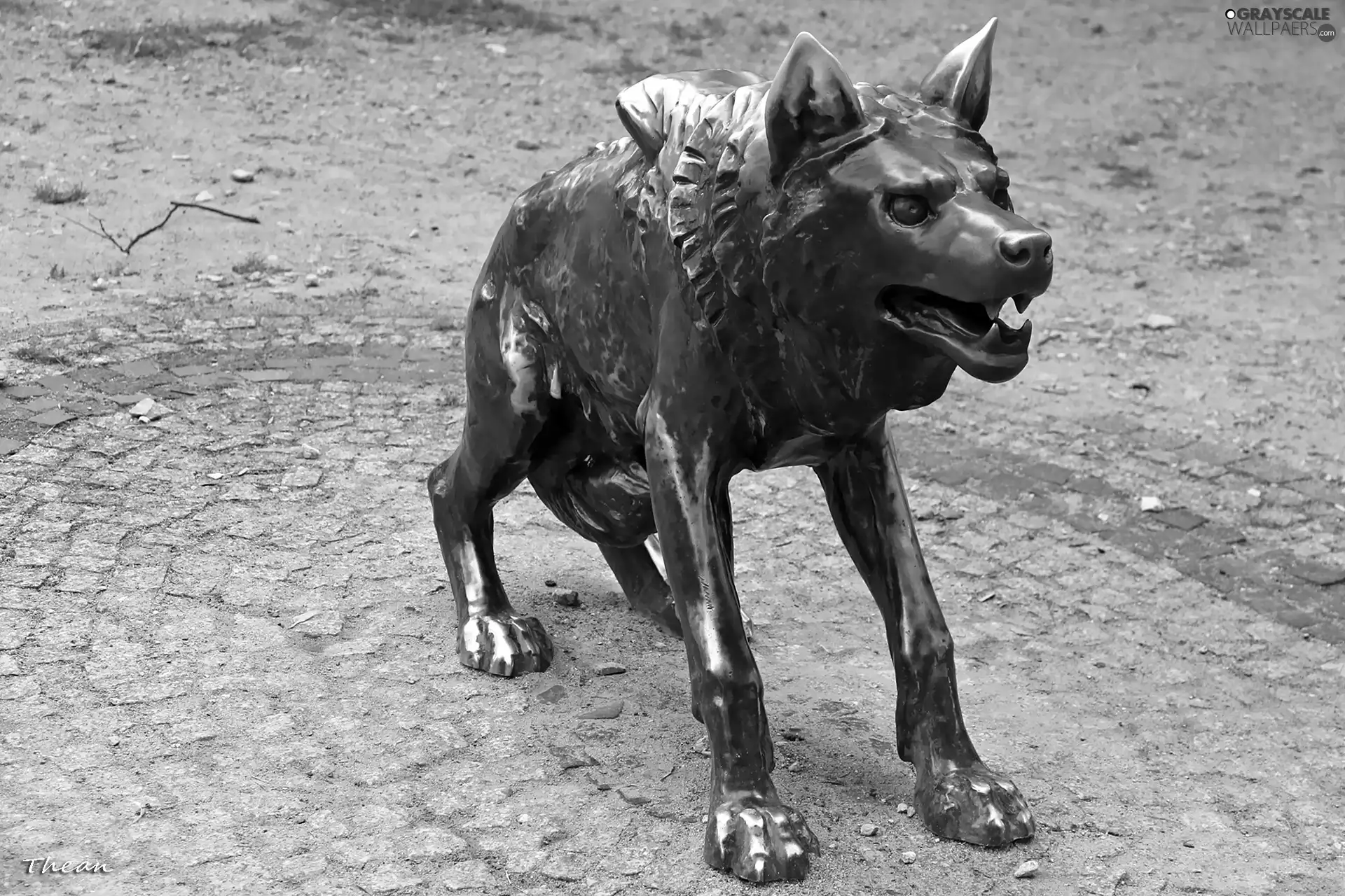 Wolf, old Zoo, Poznań, sculpture