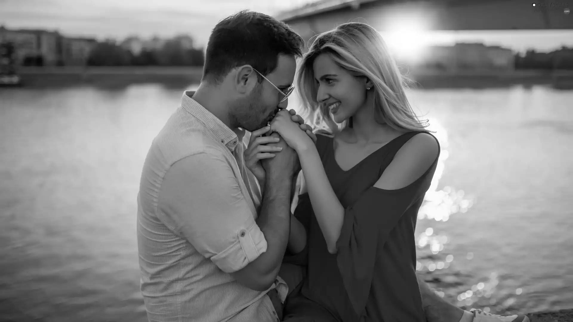 red hot, lovers, a man, Women, Steam, dress, Smile