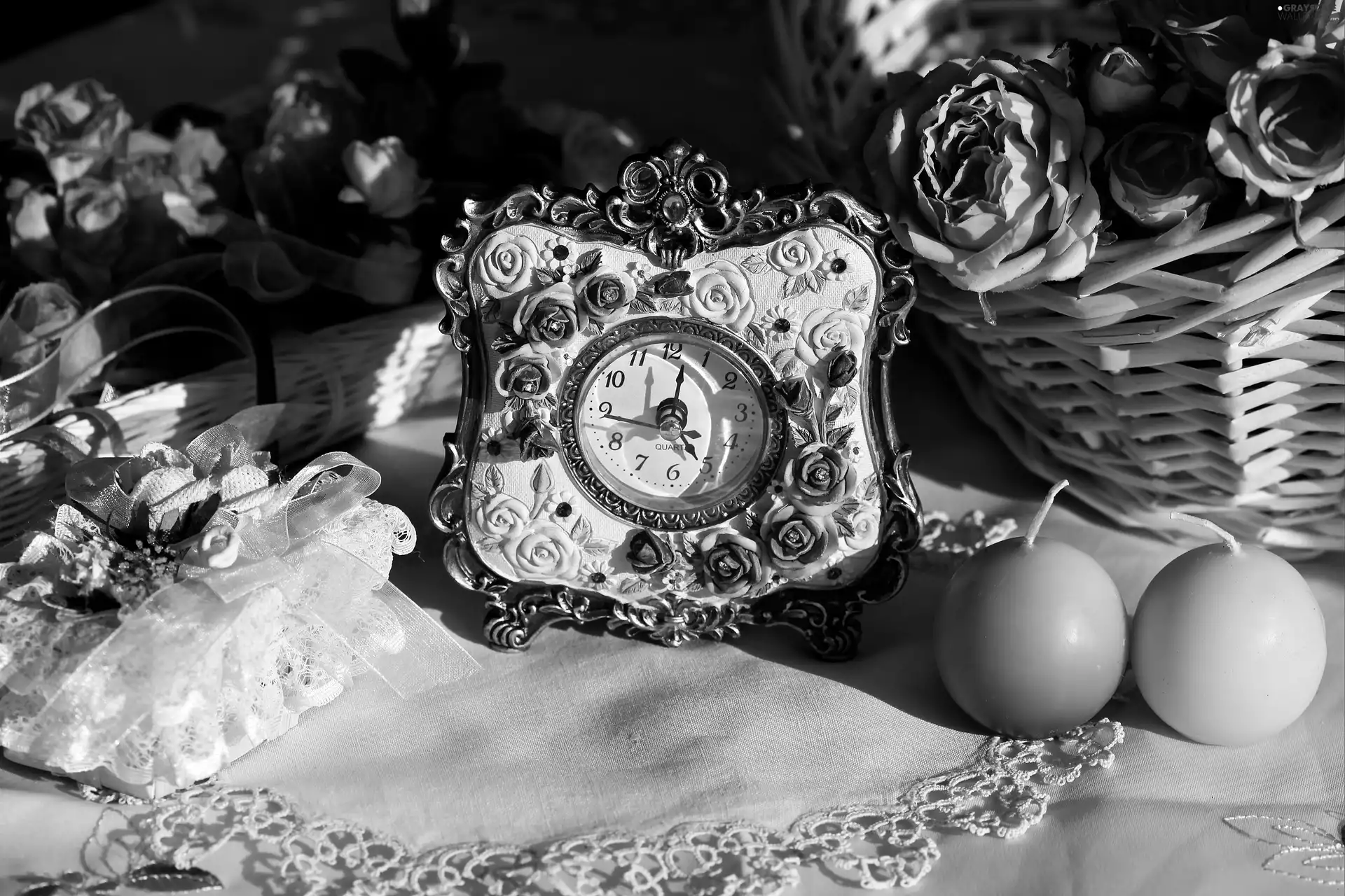 basket, Clock, Napkins, composition, roses, Candles