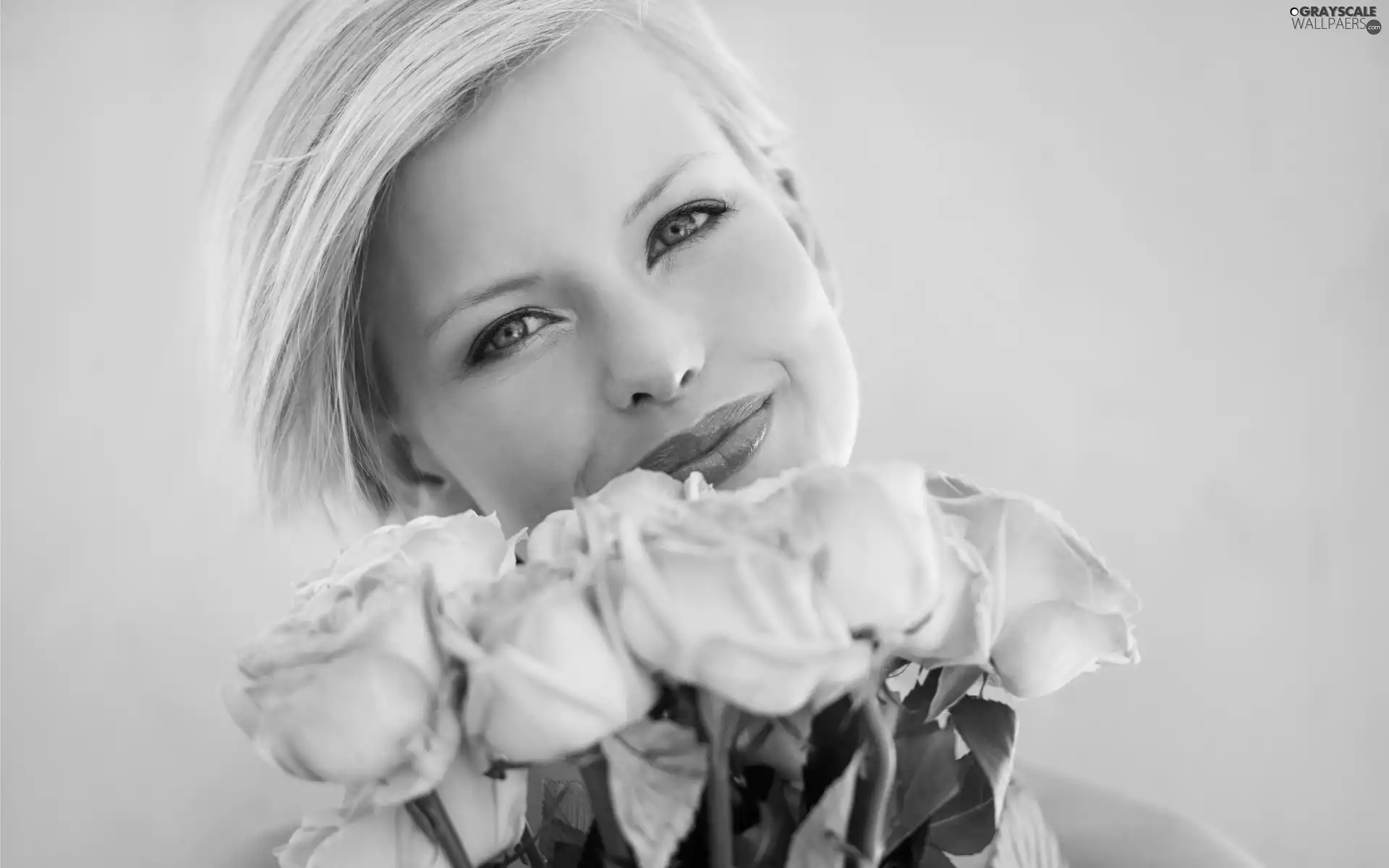 Blonde, bouquet, rouge, Smile