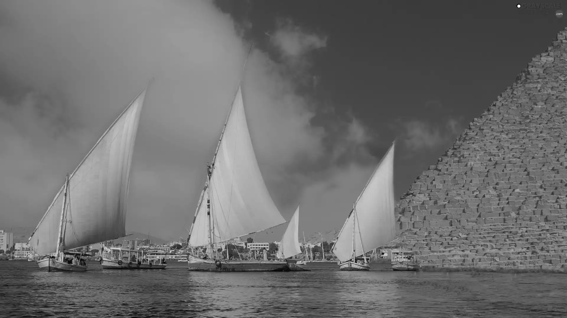 Pyramid, Sailboats