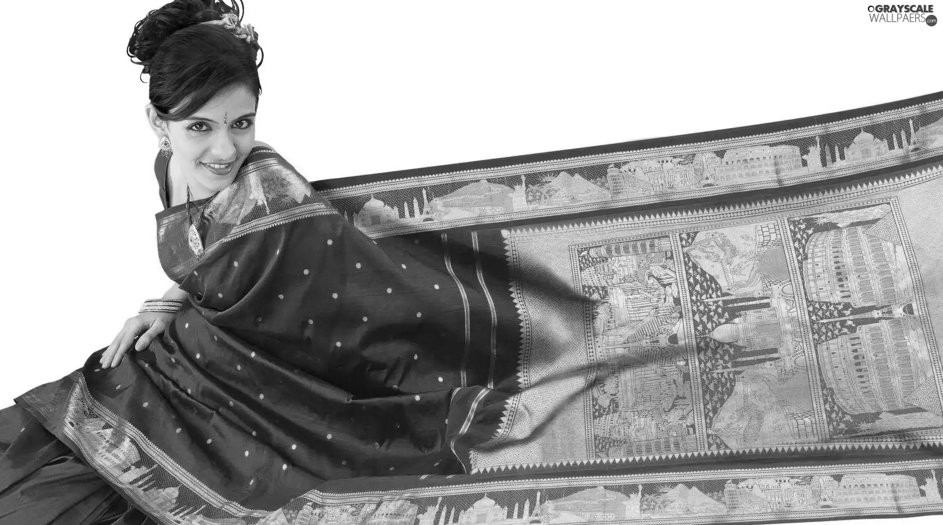 Women, Sari