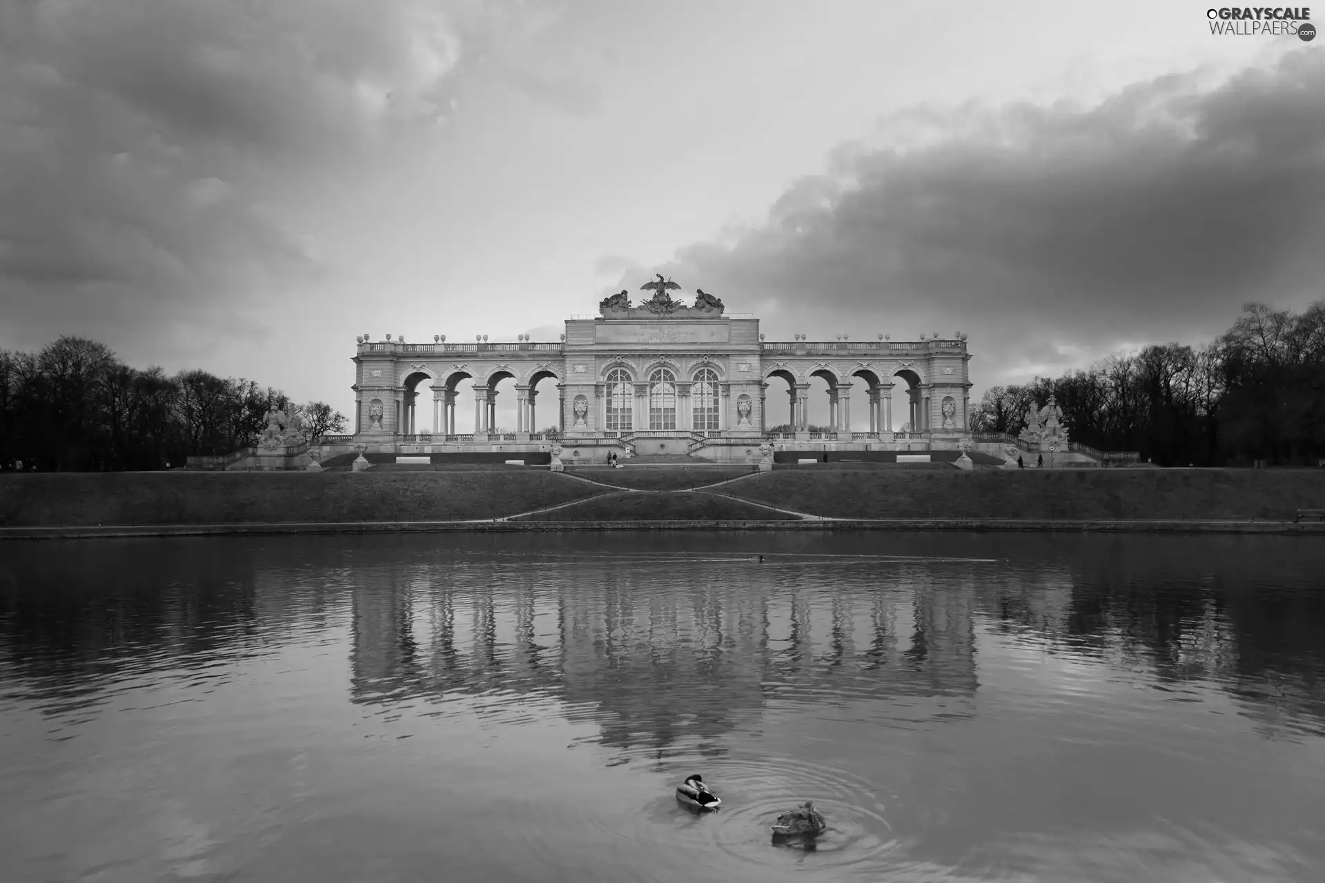 Schonbrunn, Park, sun, gloriette, west