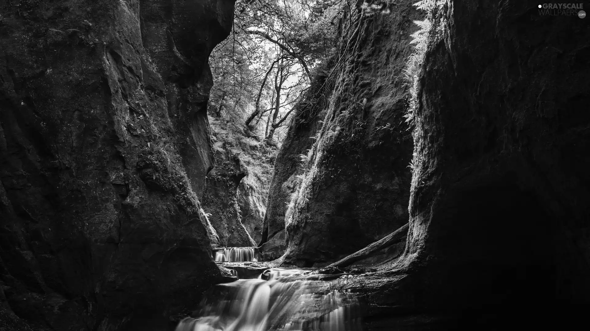 Stirling, Scotland, Finnich Glen, Carnock Burn River, Scotland